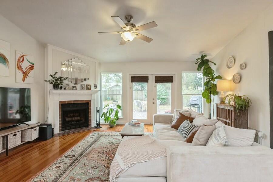 PINEWOOD ESTATES 2 - Residential