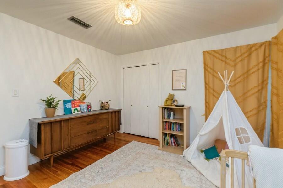 PINEWOOD ESTATES 2 - Residential