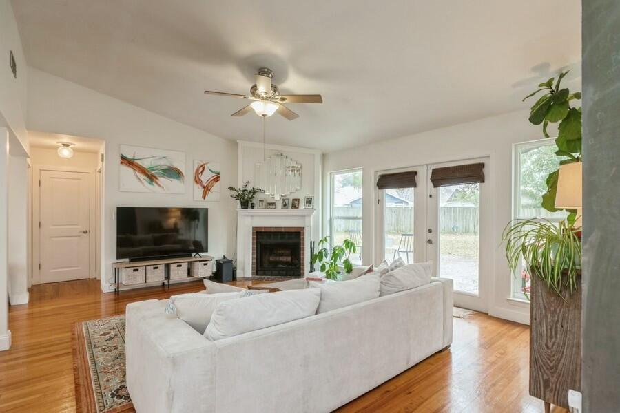 PINEWOOD ESTATES 2 - Residential