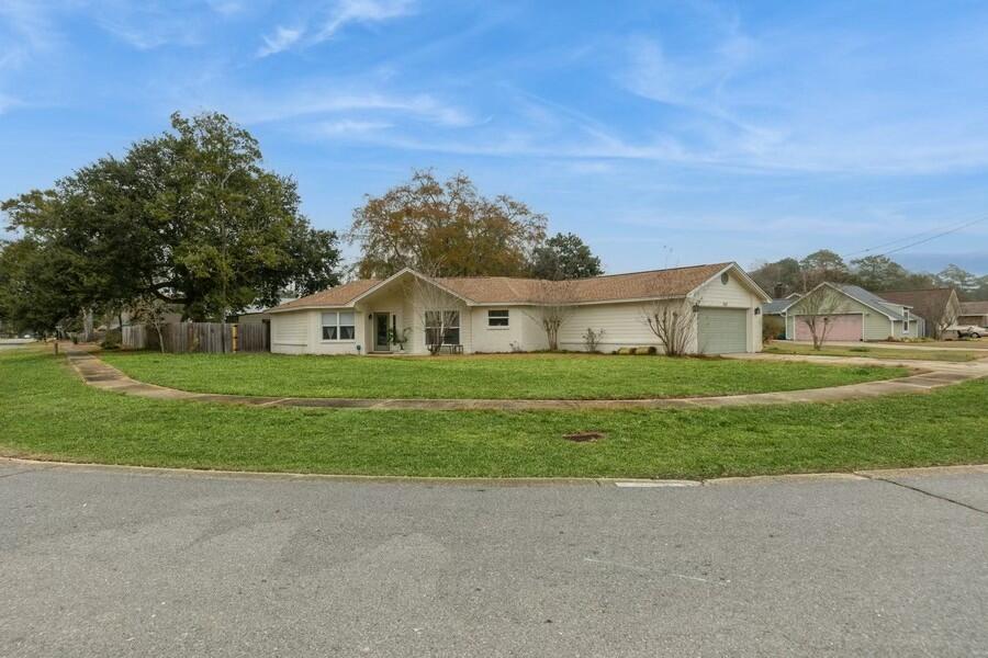 PINEWOOD ESTATES 2 - Residential