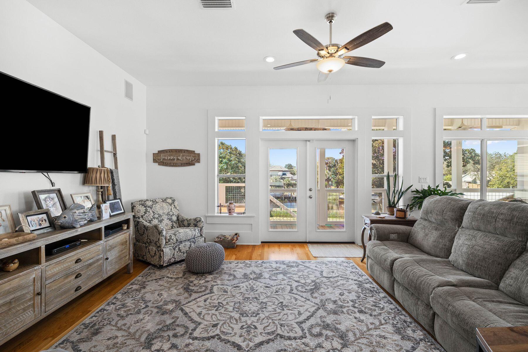 INDIAN CREEK S/D - Residential