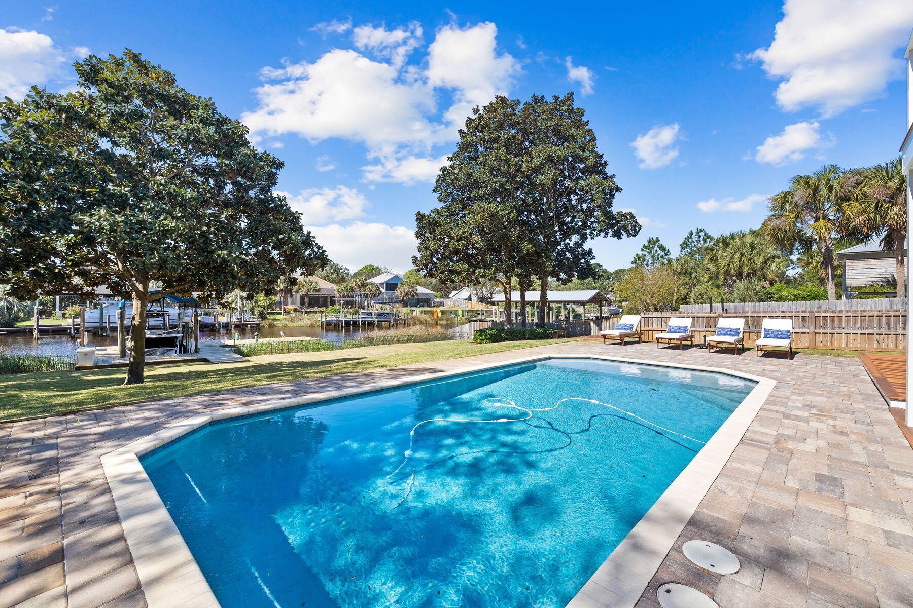INDIAN CREEK S/D - Residential