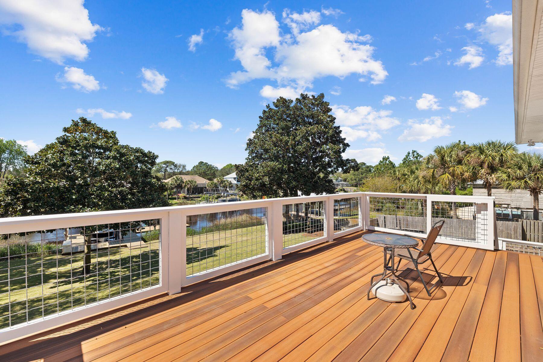 INDIAN CREEK S/D - Residential