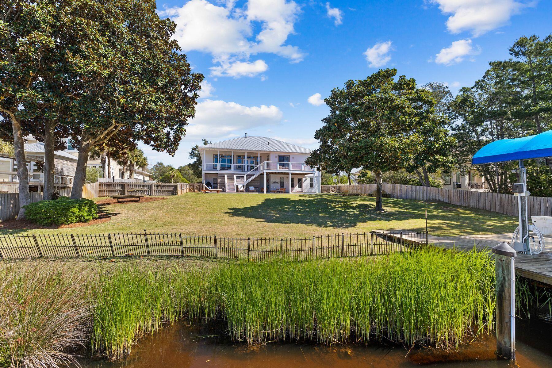 INDIAN CREEK S/D - Residential