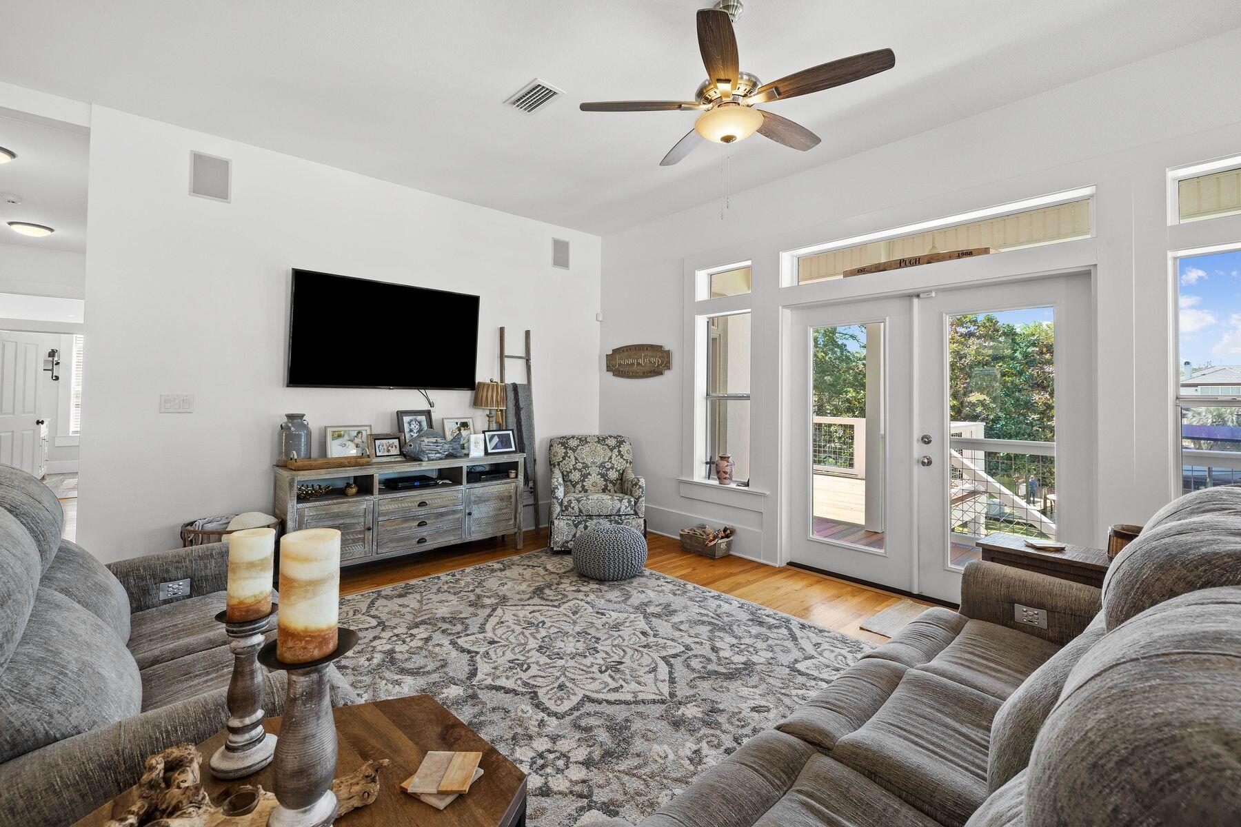 INDIAN CREEK S/D - Residential