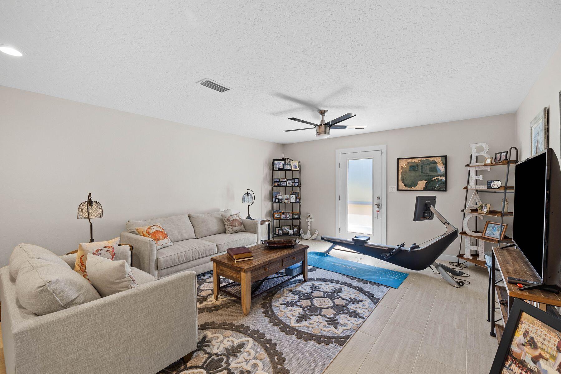 INDIAN CREEK S/D - Residential