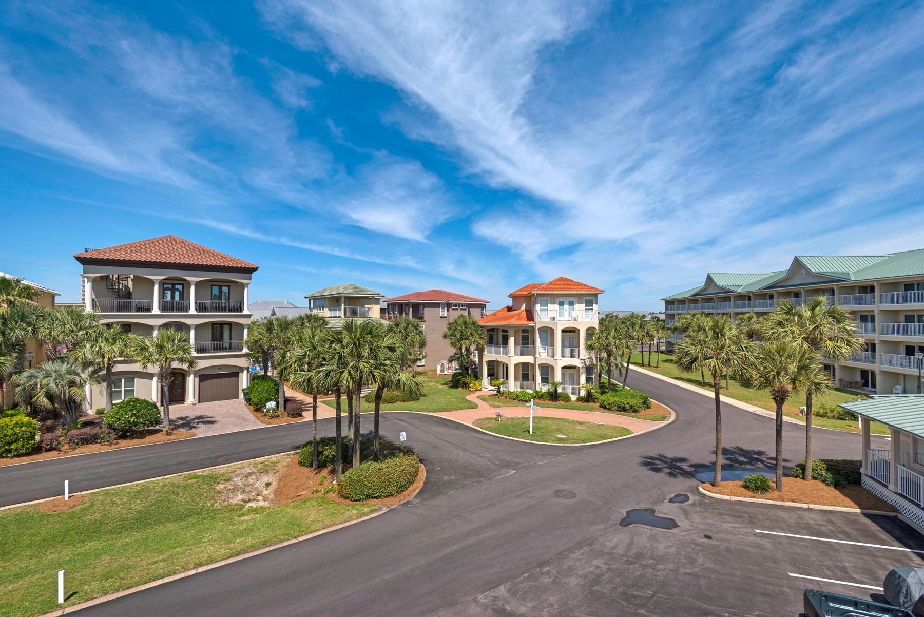 MARAVILLA CONDO 3 - Residential