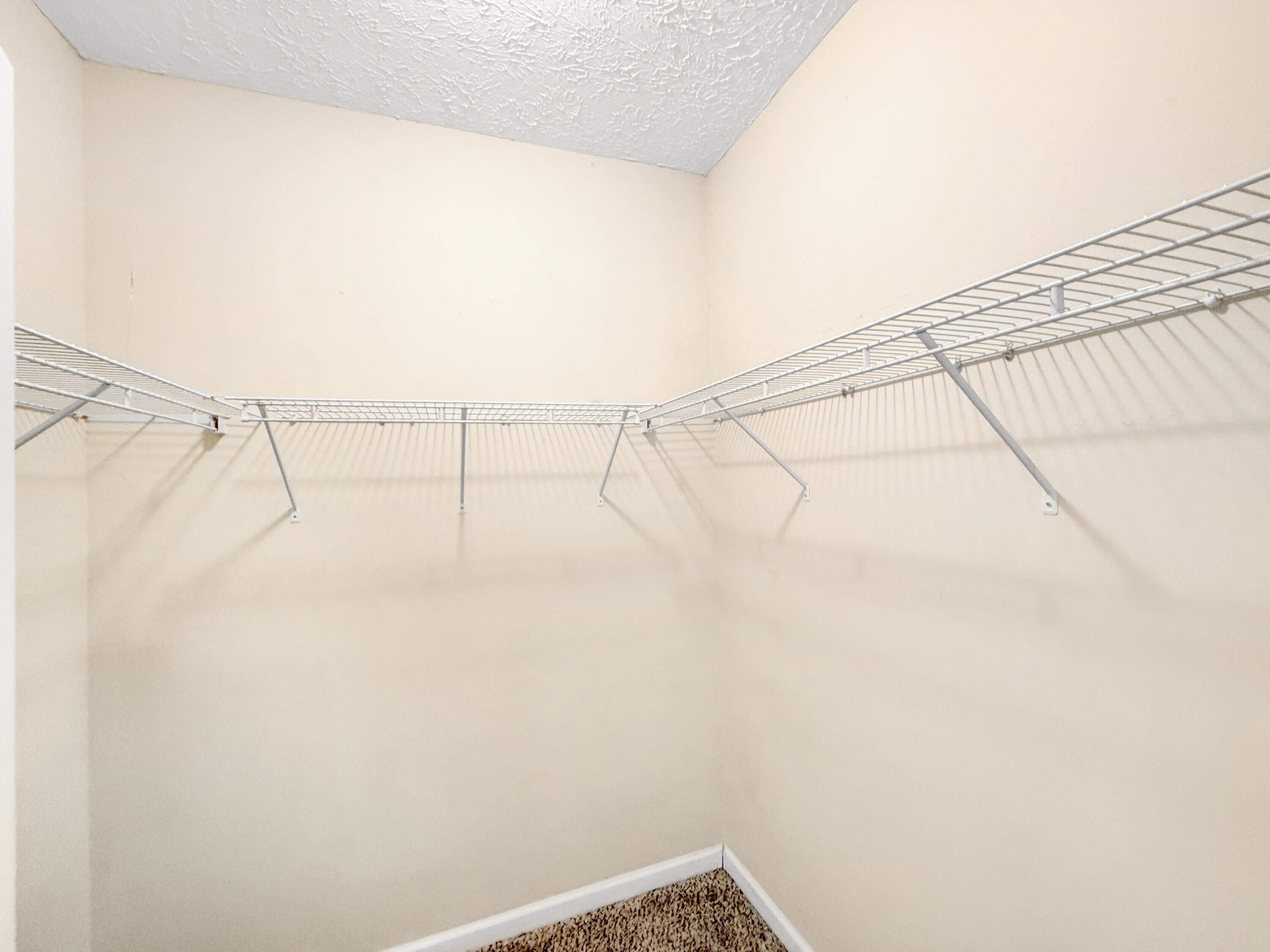 LAKE SILVER 1ST ADD LOT 7 BLK 3 - Residential