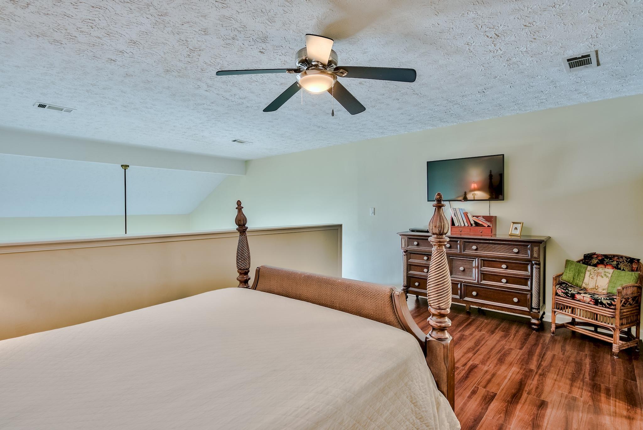 EASTERN SHORES - Residential