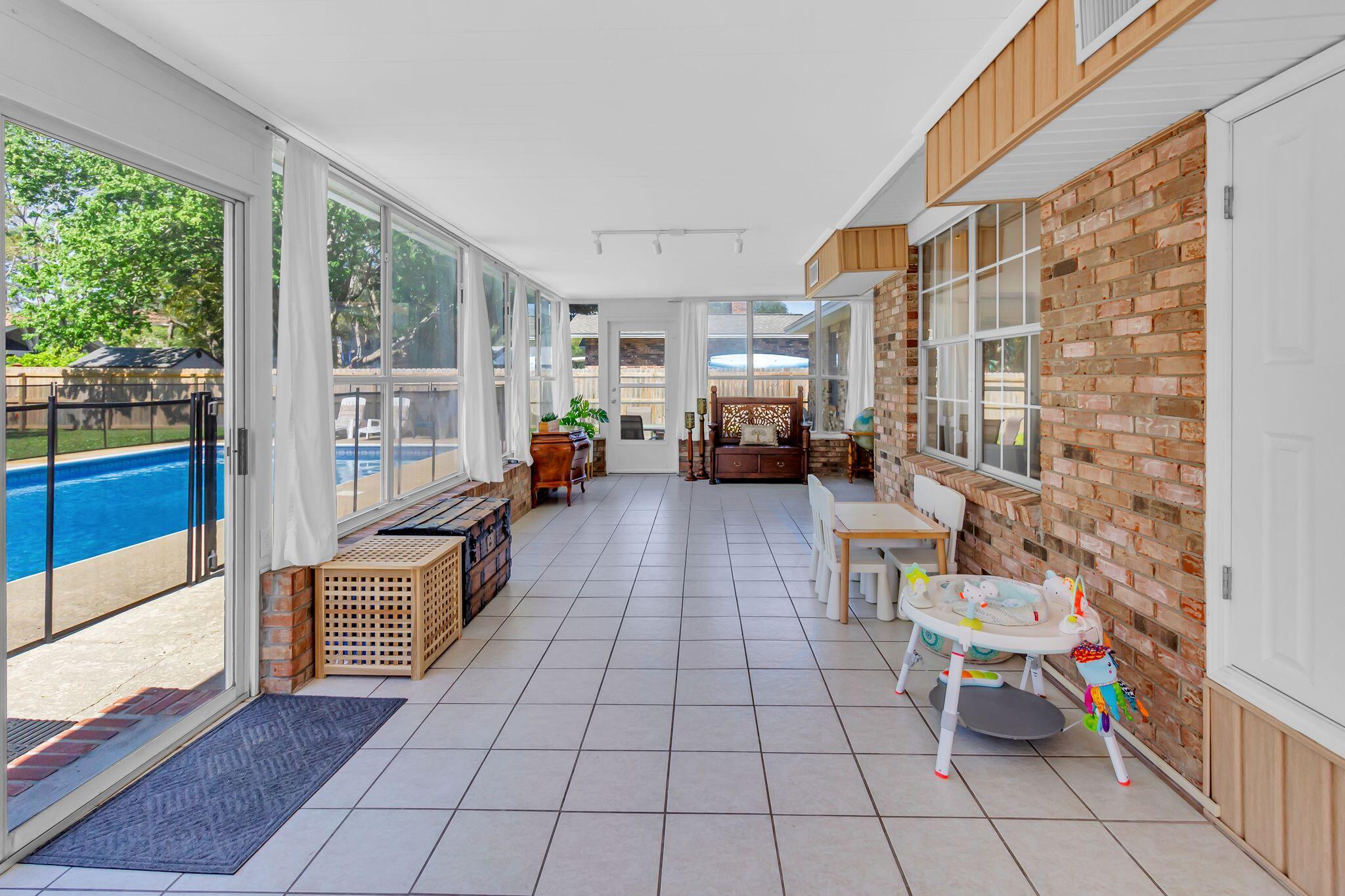 BLUEWATER BAY VILLAGE - Residential Lease