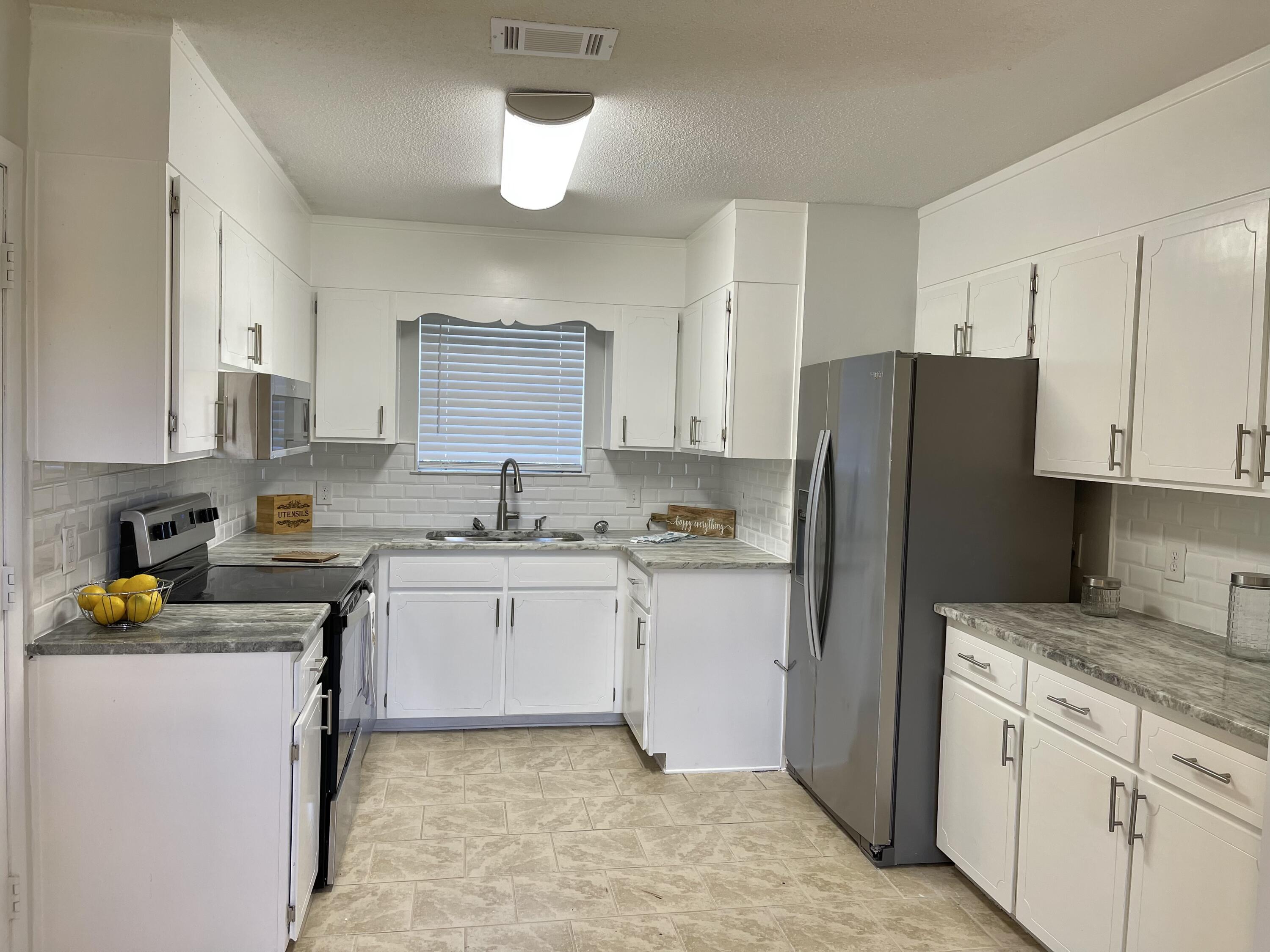 JUNIPER LAKE ESTATES - Residential