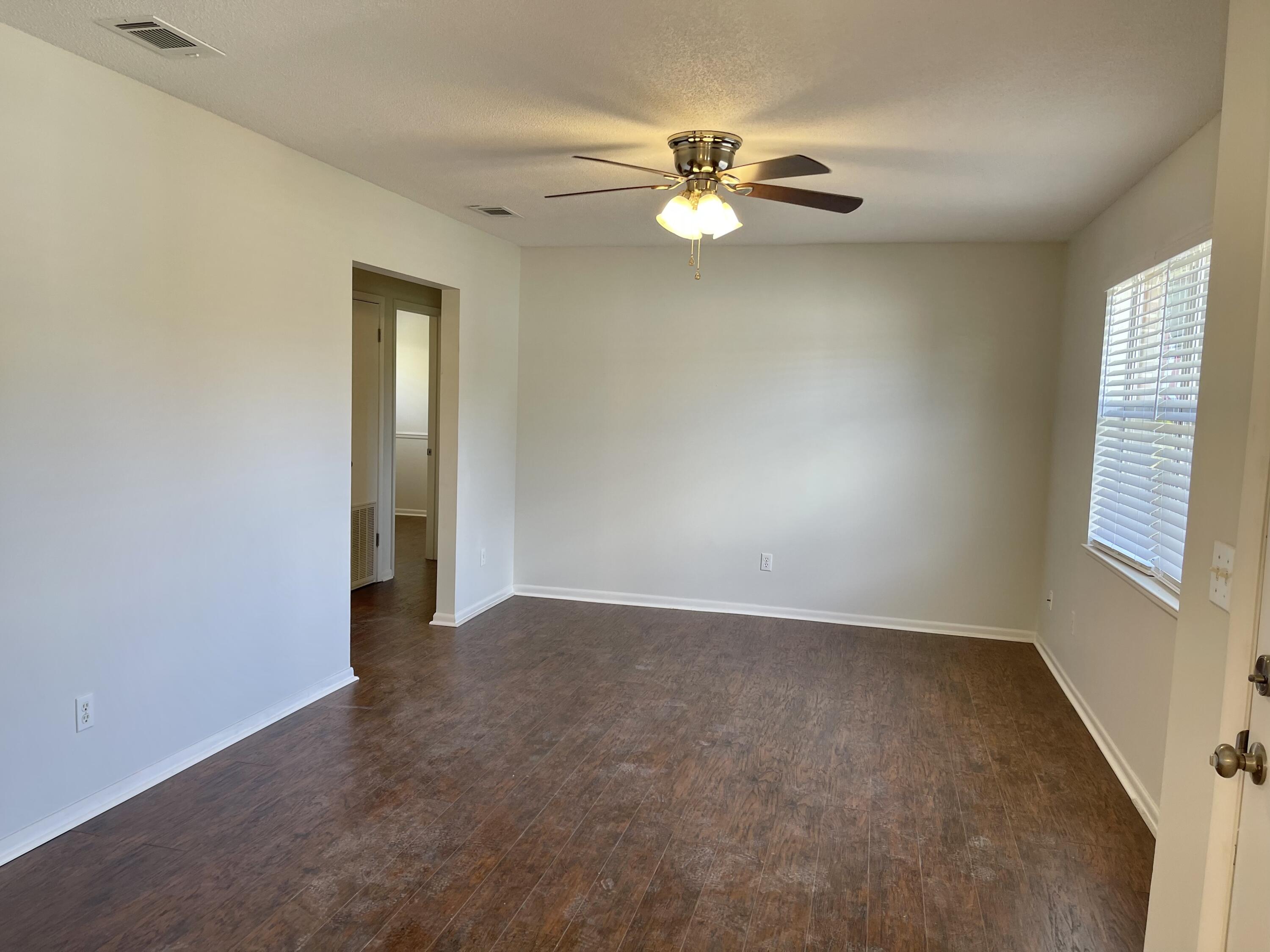 JUNIPER LAKE ESTATES - Residential