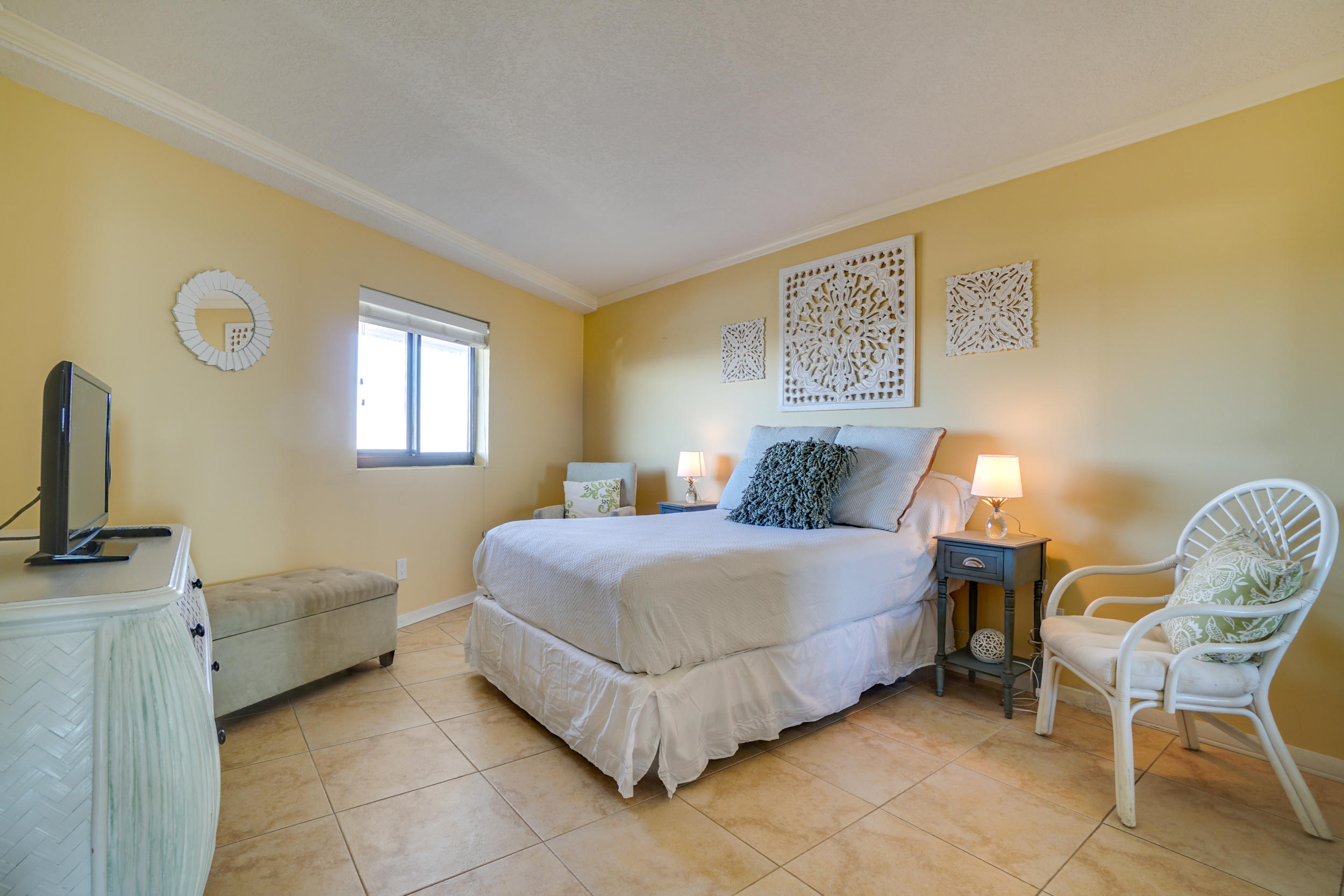 EDGEWATER BEACH CONDO PH 2 - Residential