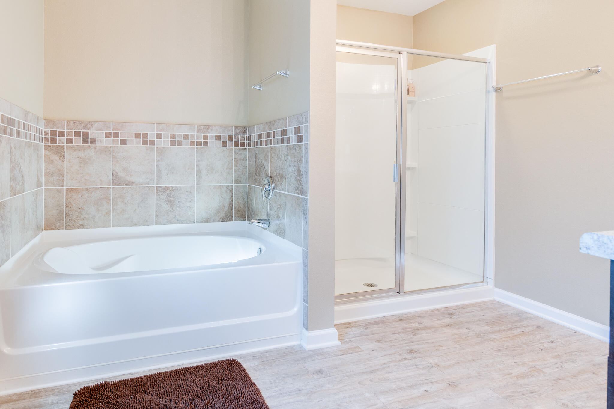 Redstone Commons - Residential Lease