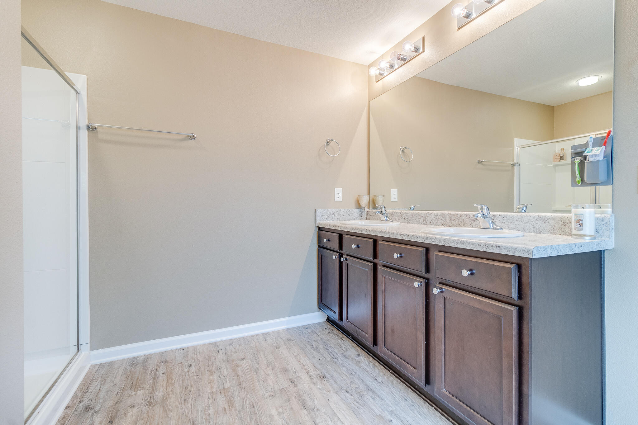 Redstone Commons - Residential Lease