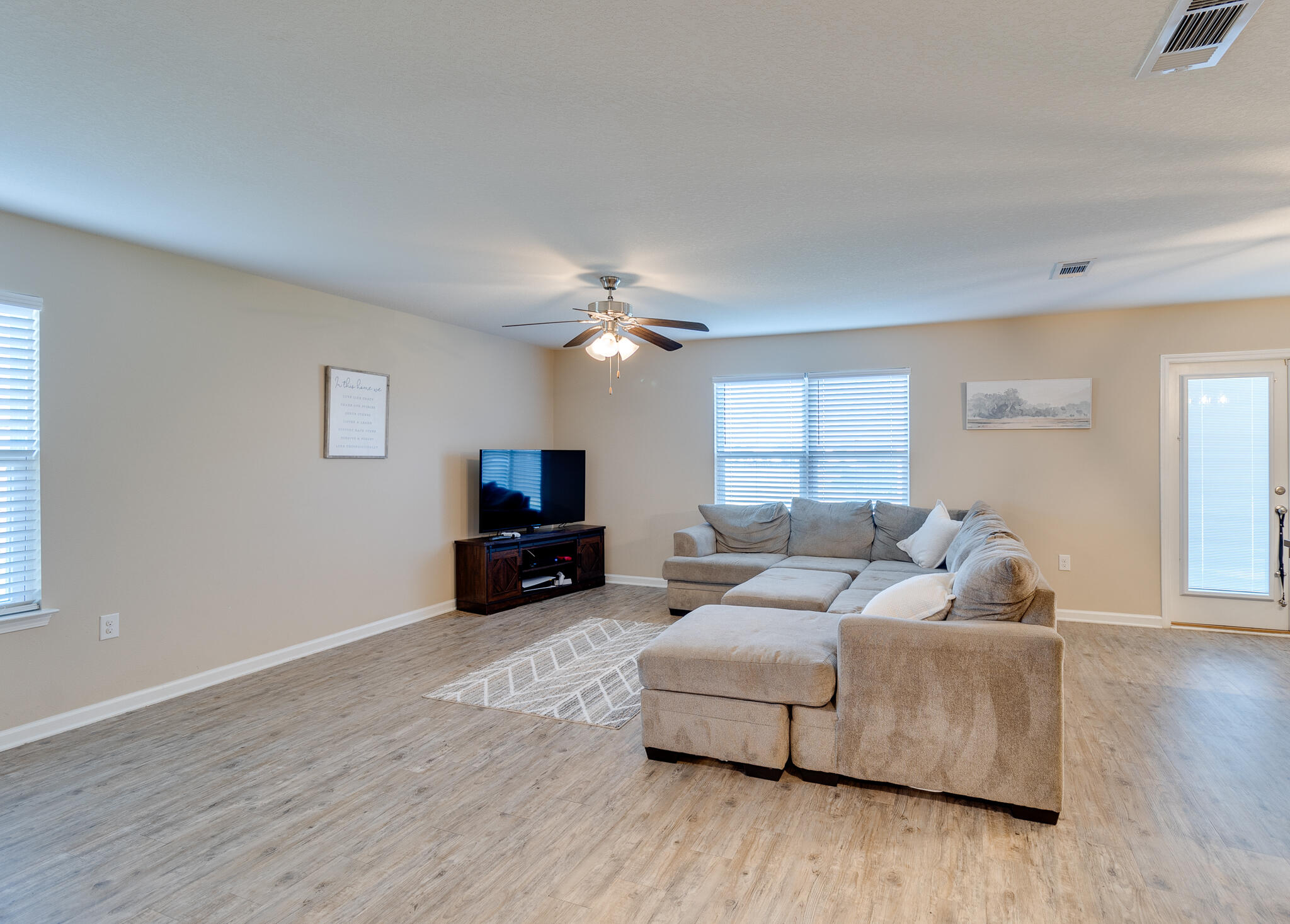 Redstone Commons - Residential Lease