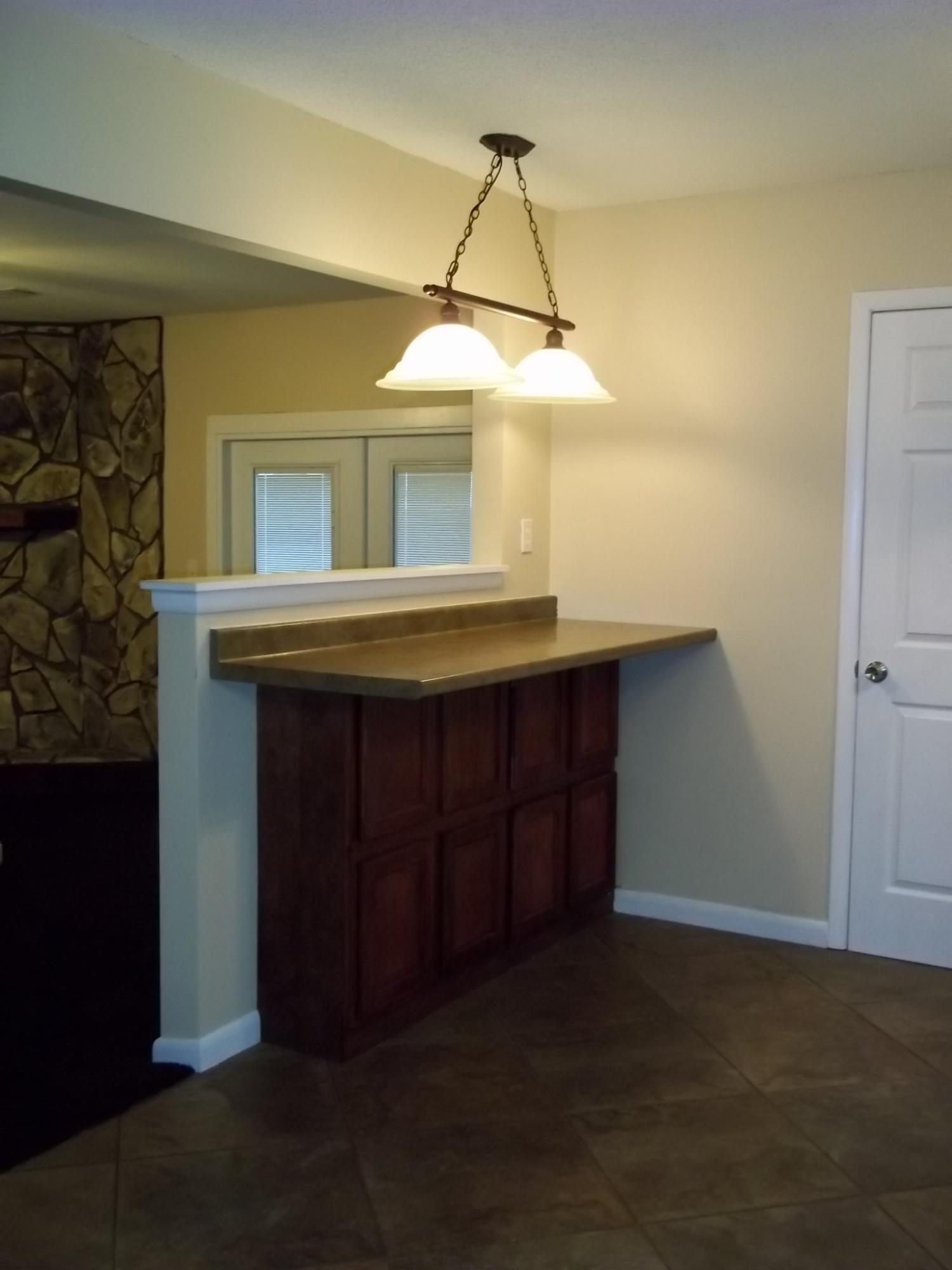 COLONIAL HEIGHTS - Residential