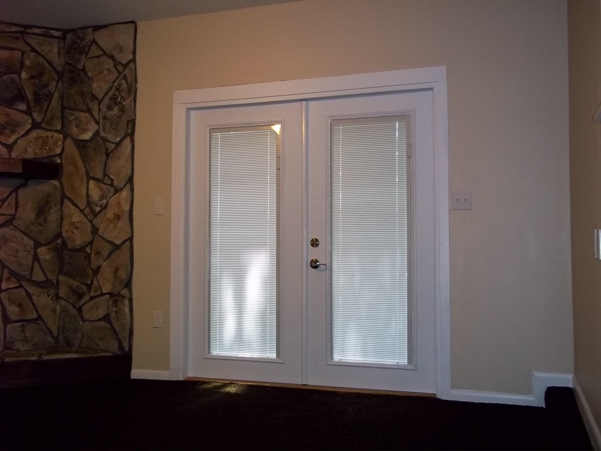 COLONIAL HEIGHTS - Residential