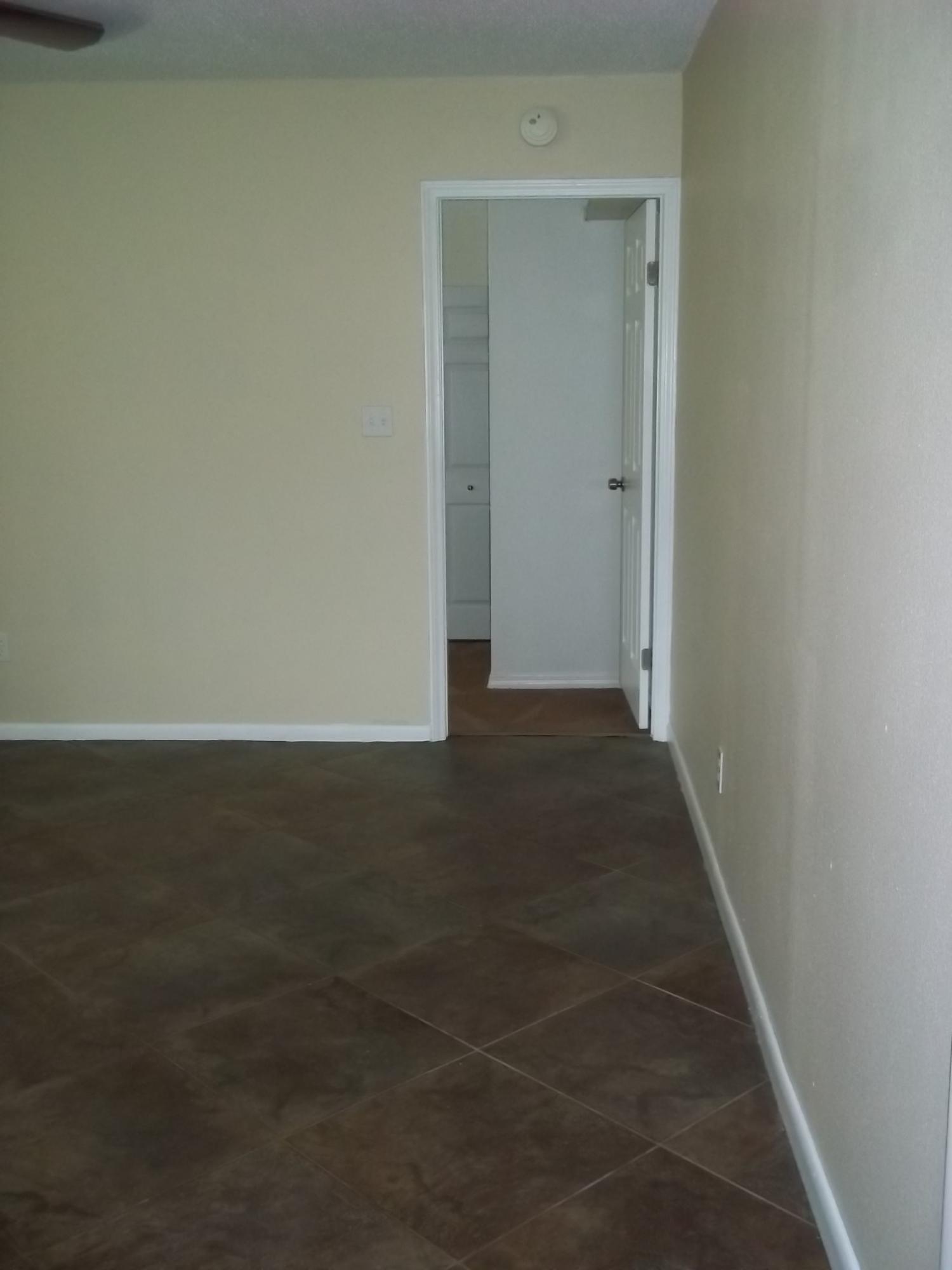 COLONIAL HEIGHTS - Residential