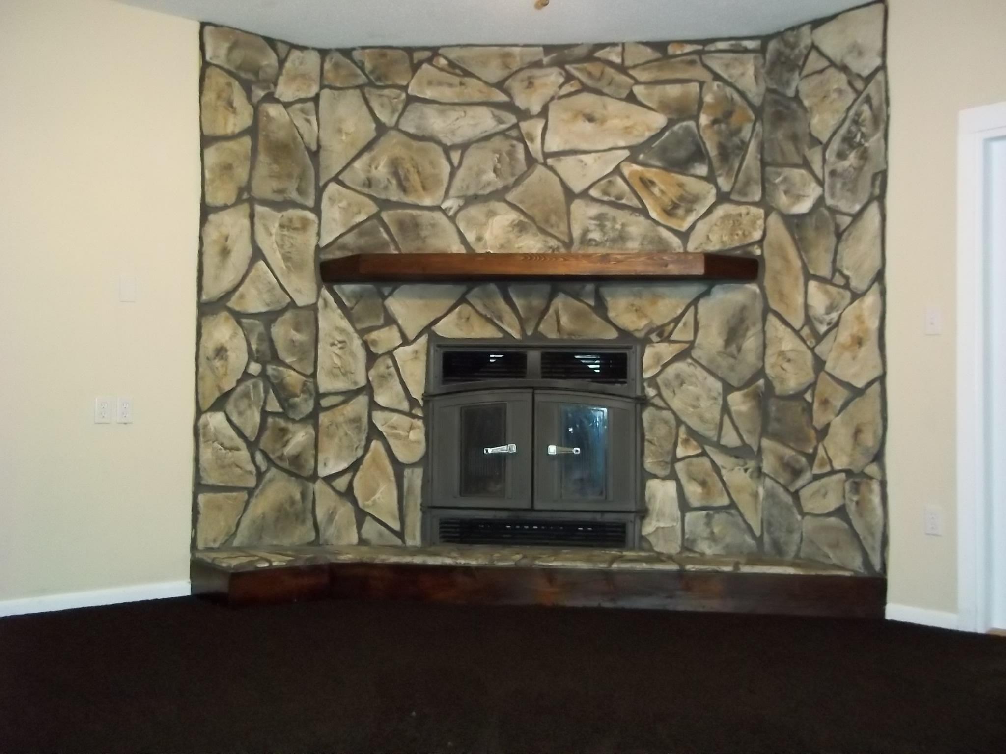 COLONIAL HEIGHTS - Residential