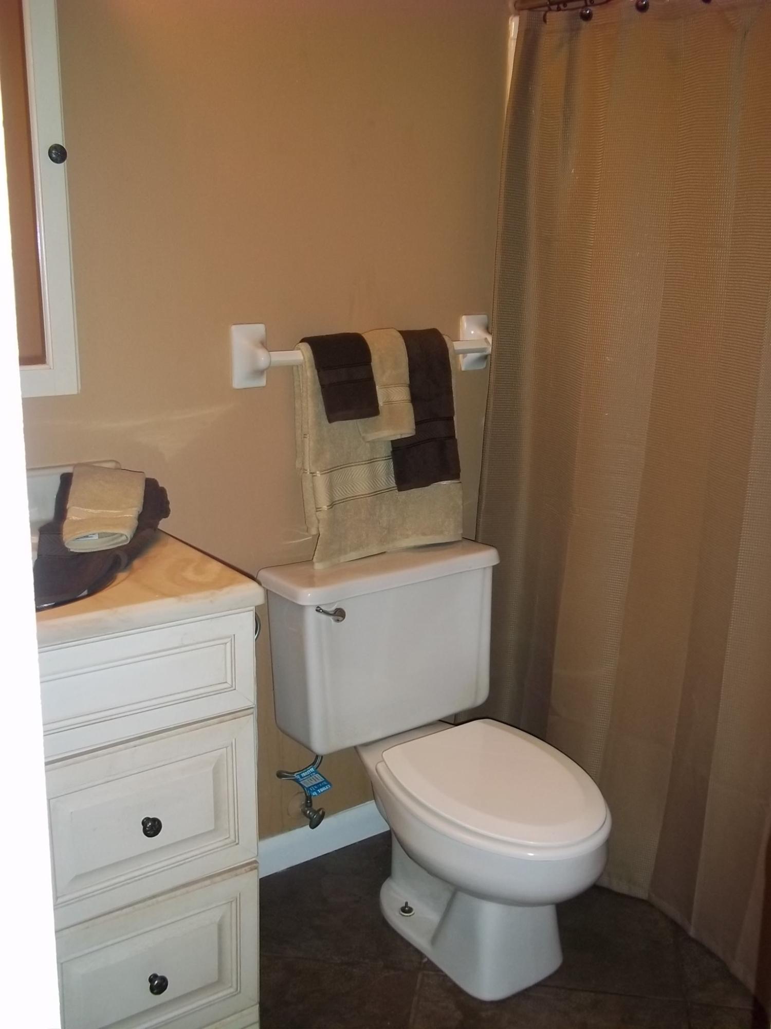 COLONIAL HEIGHTS - Residential