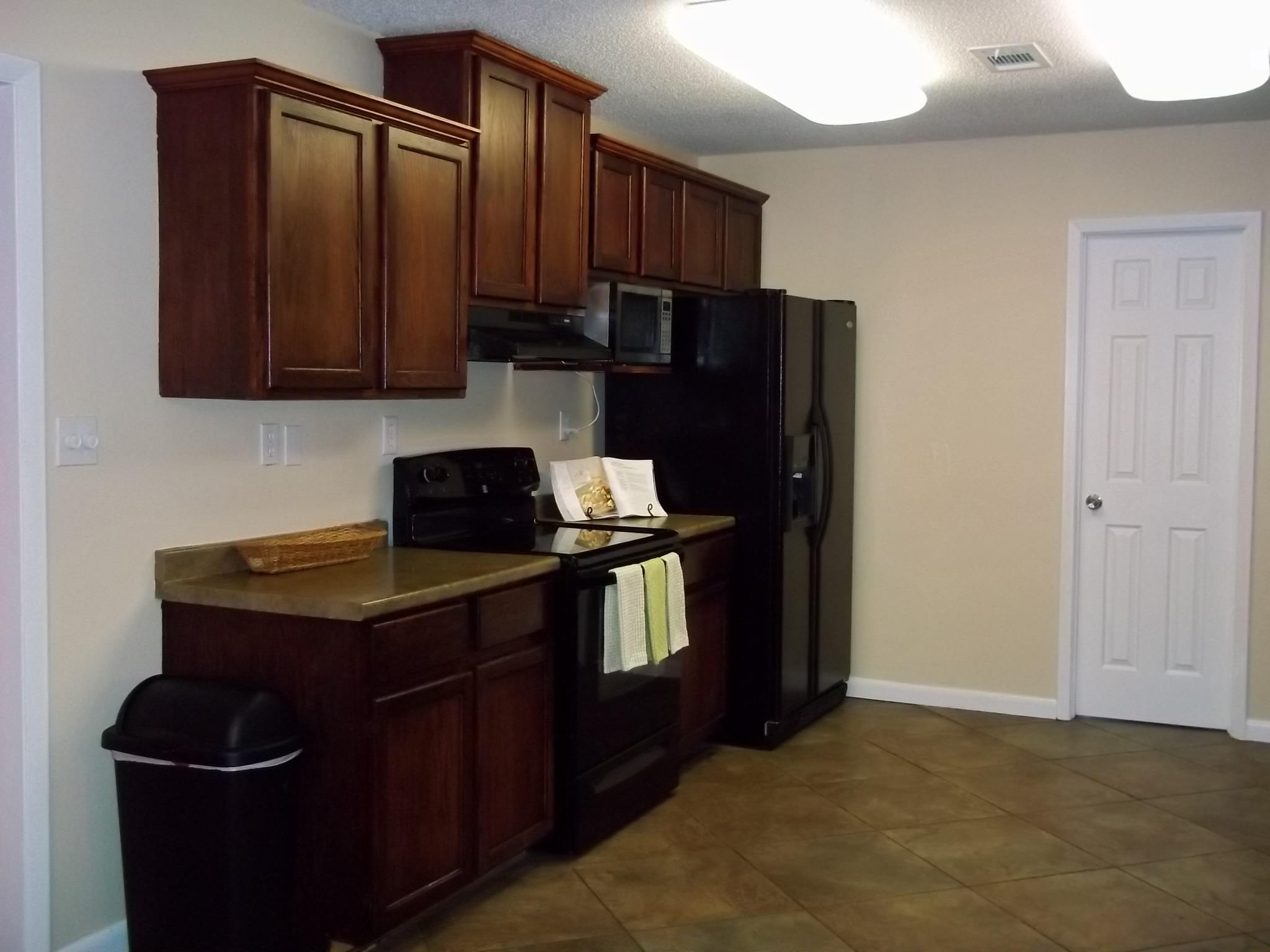 COLONIAL HEIGHTS - Residential