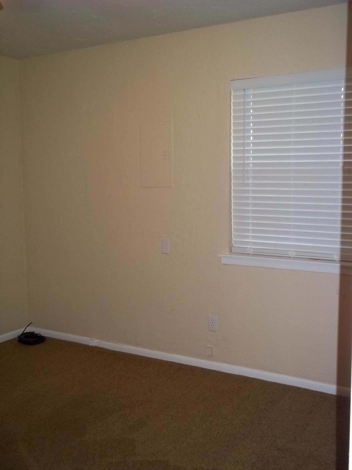 COLONIAL HEIGHTS - Residential