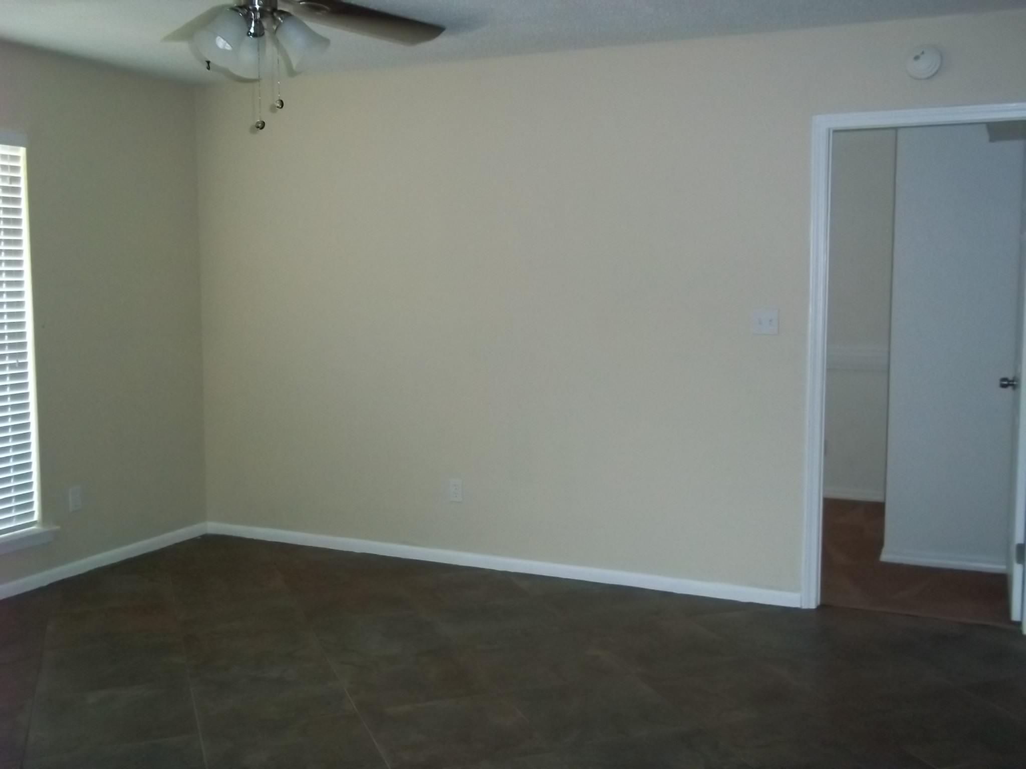 COLONIAL HEIGHTS - Residential