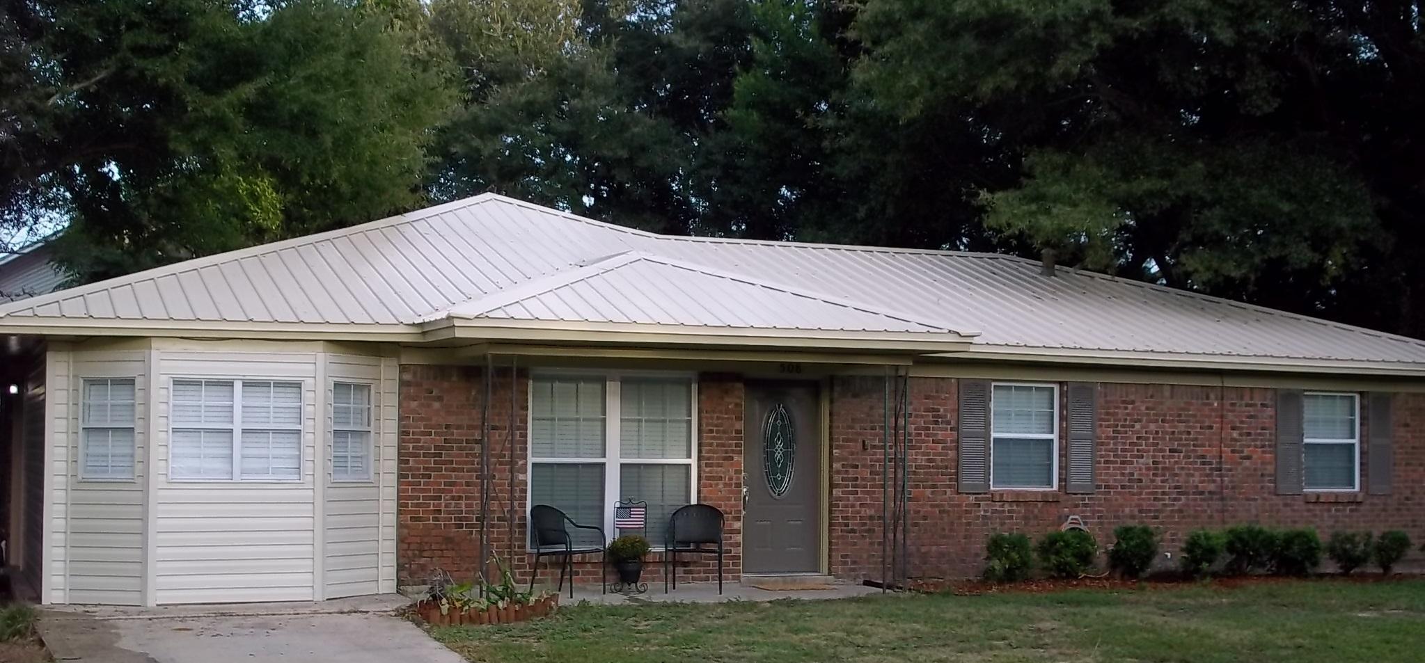 COLONIAL HEIGHTS - Residential