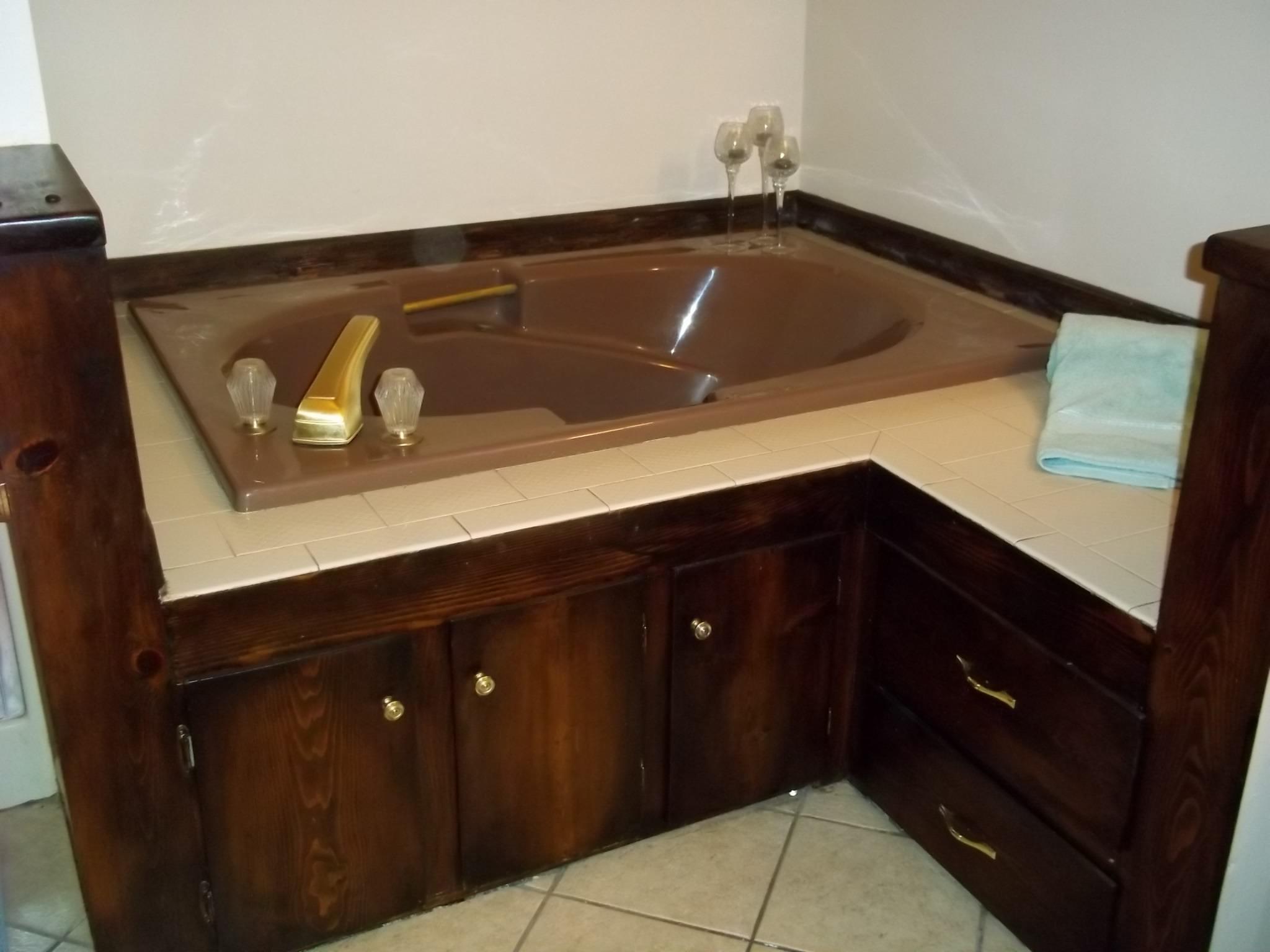 COLONIAL HEIGHTS - Residential