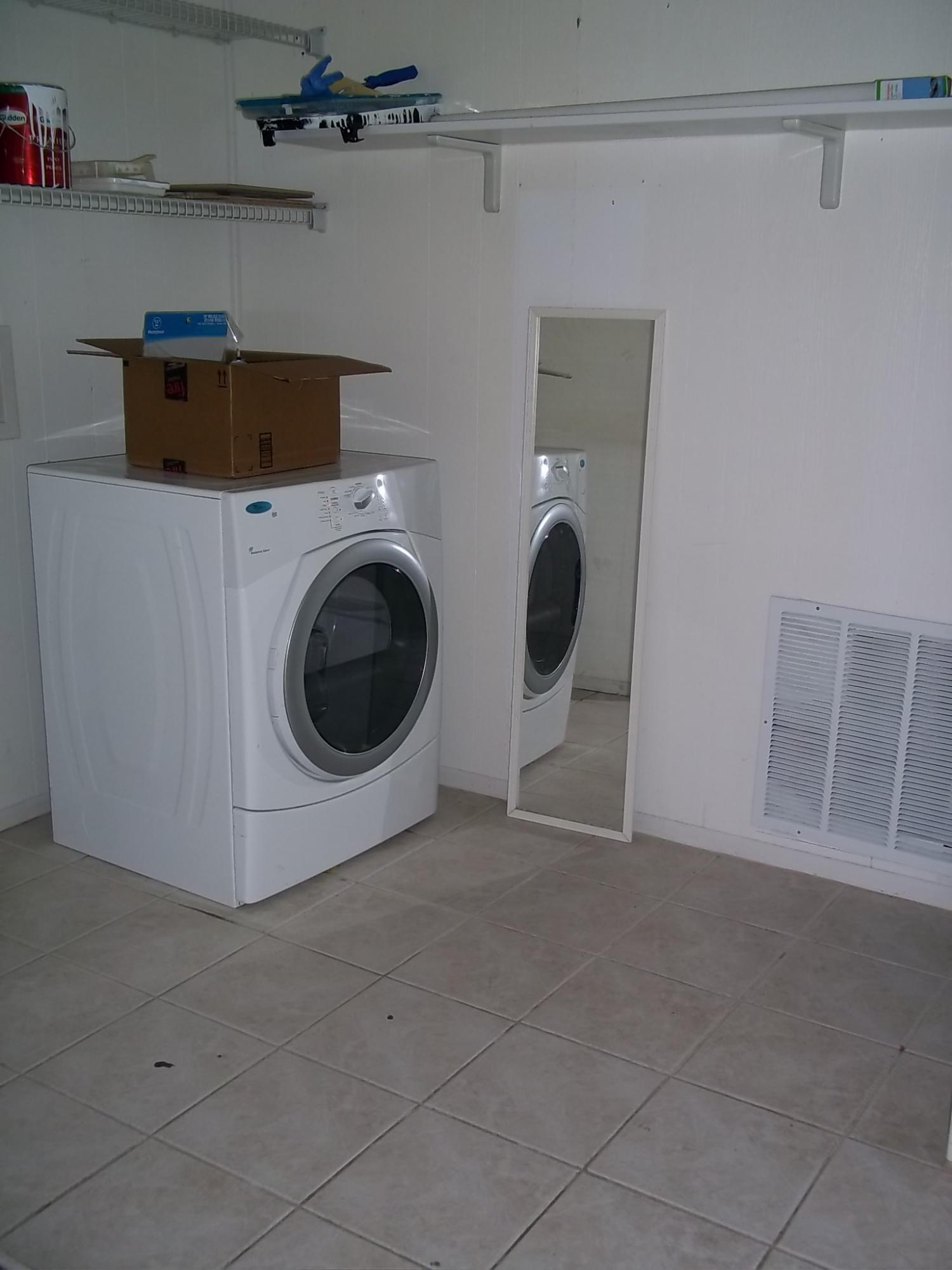 COLONIAL HEIGHTS - Residential