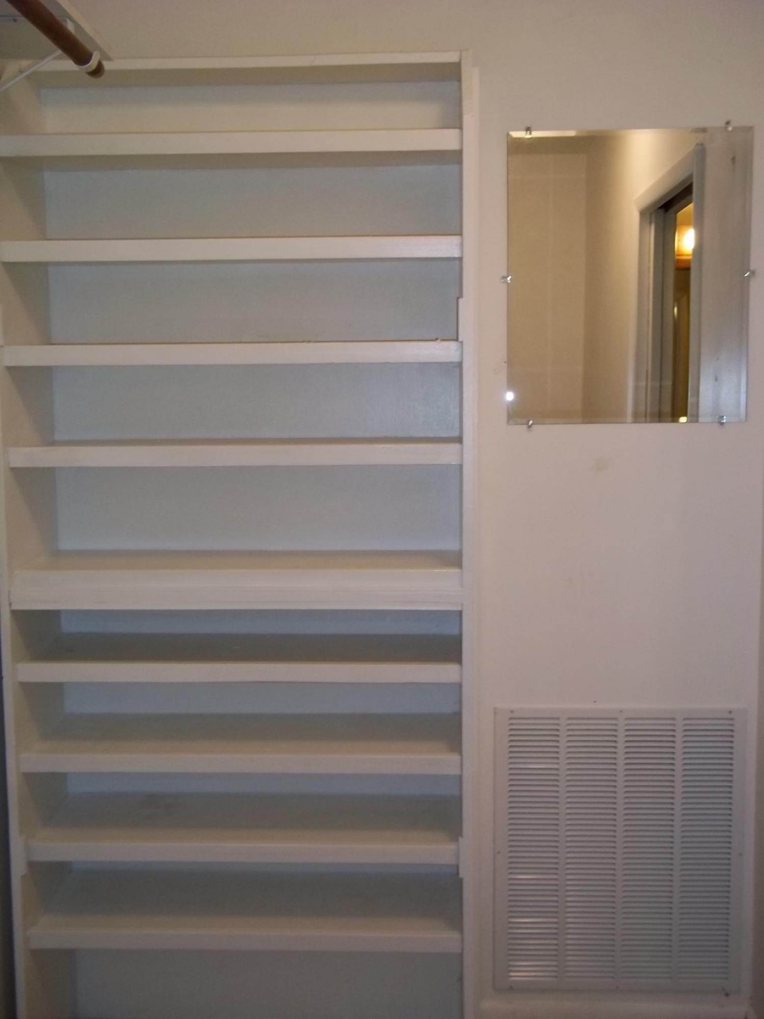 COLONIAL HEIGHTS - Residential