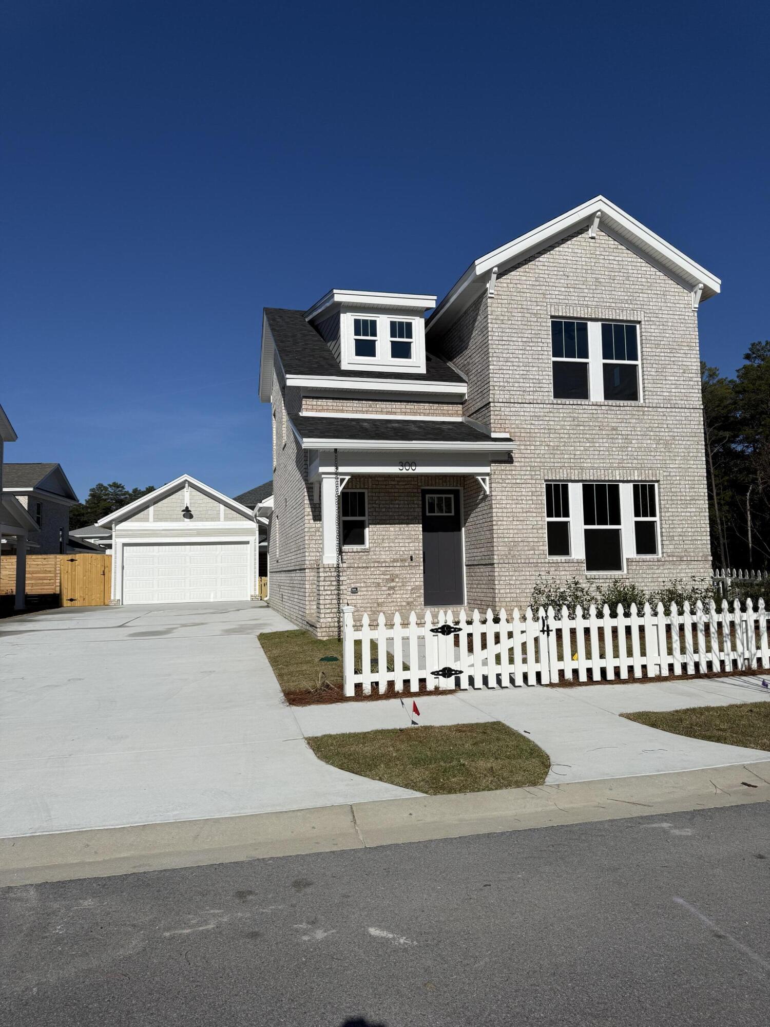 DEER MOSS CREEK - Residential