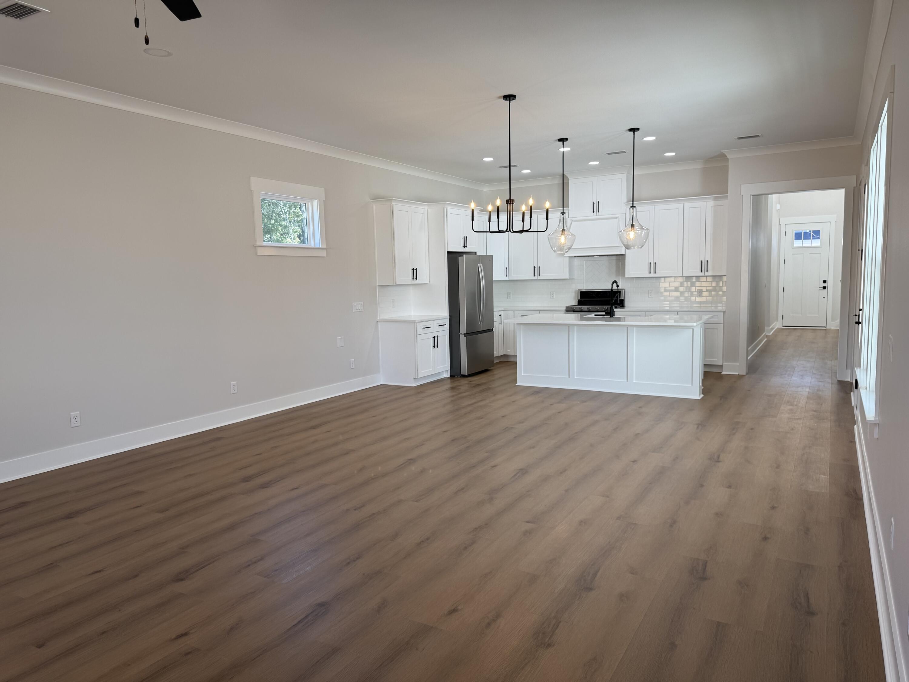 DEER MOSS CREEK - Residential