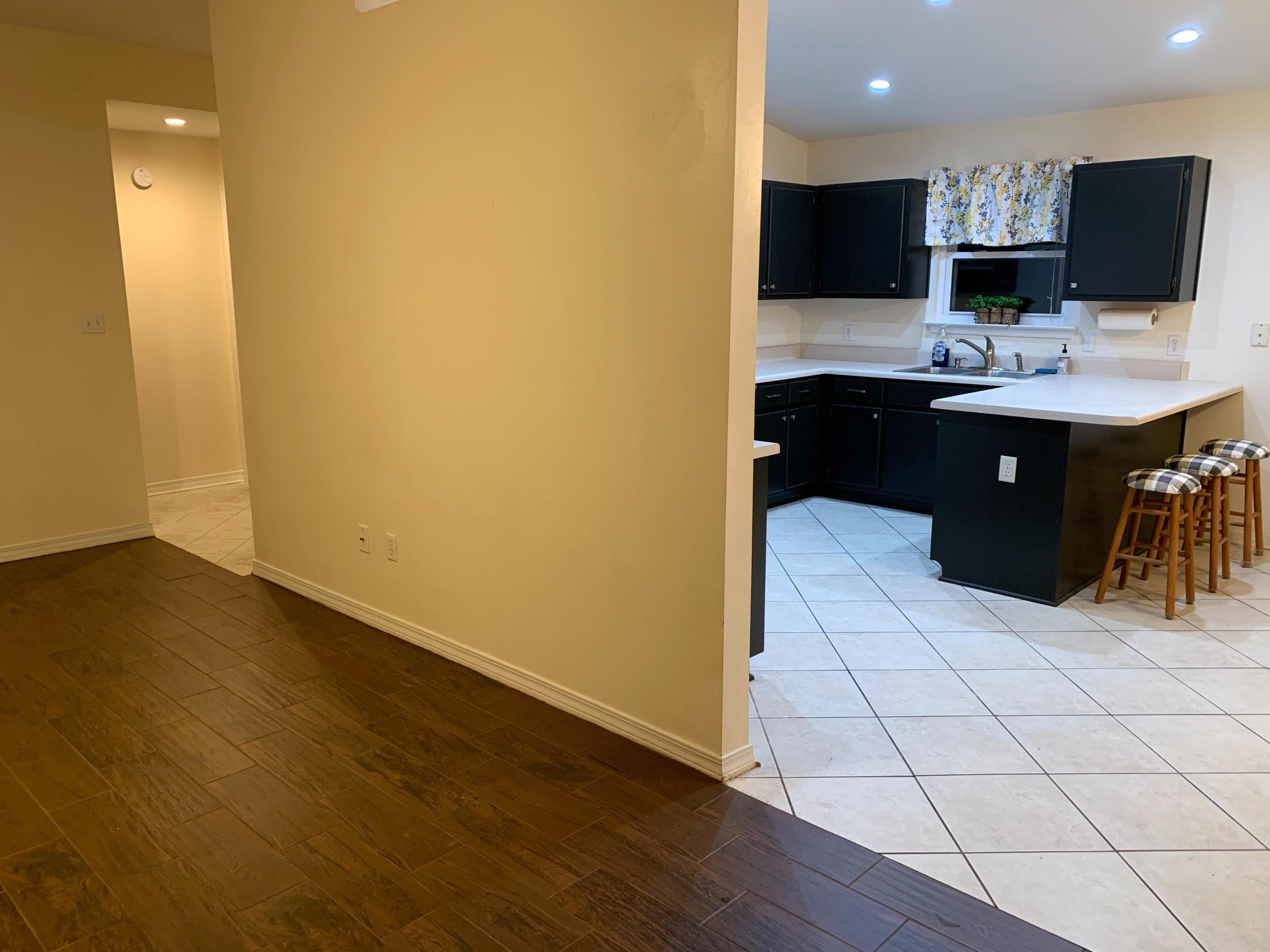 NAVARRE S/D - Residential Lease