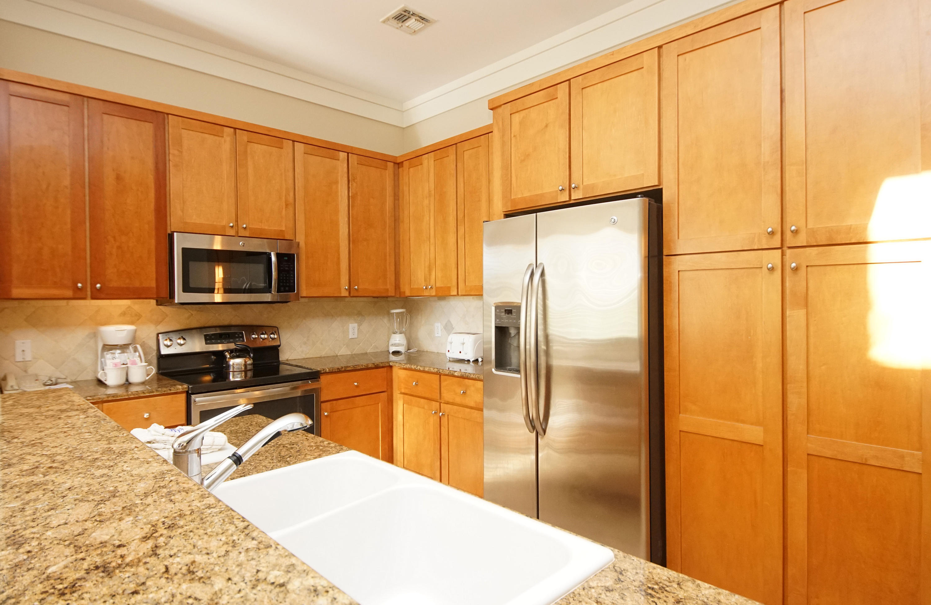 MAGNOLIA BAY - Residential