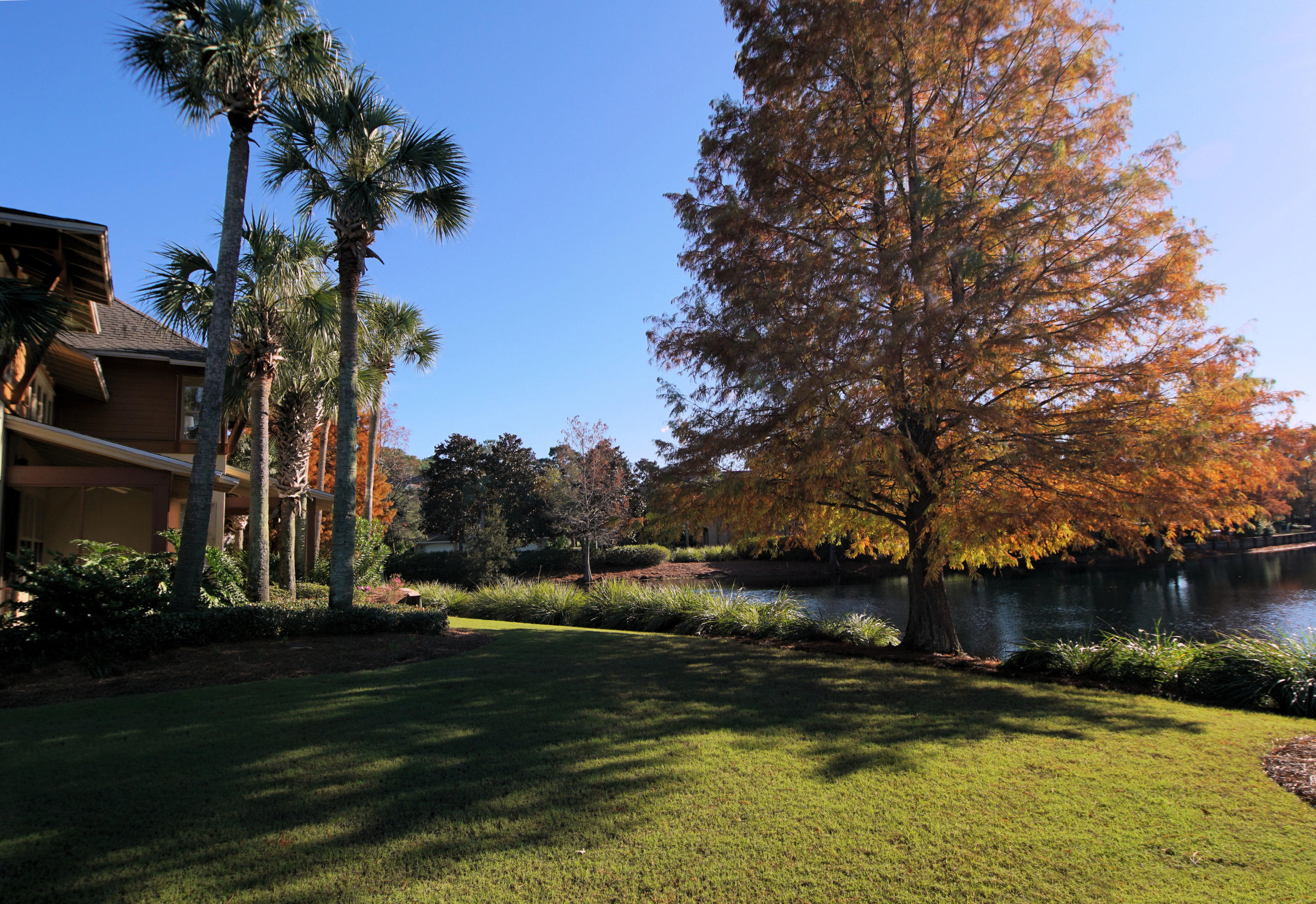 MAGNOLIA BAY - Residential