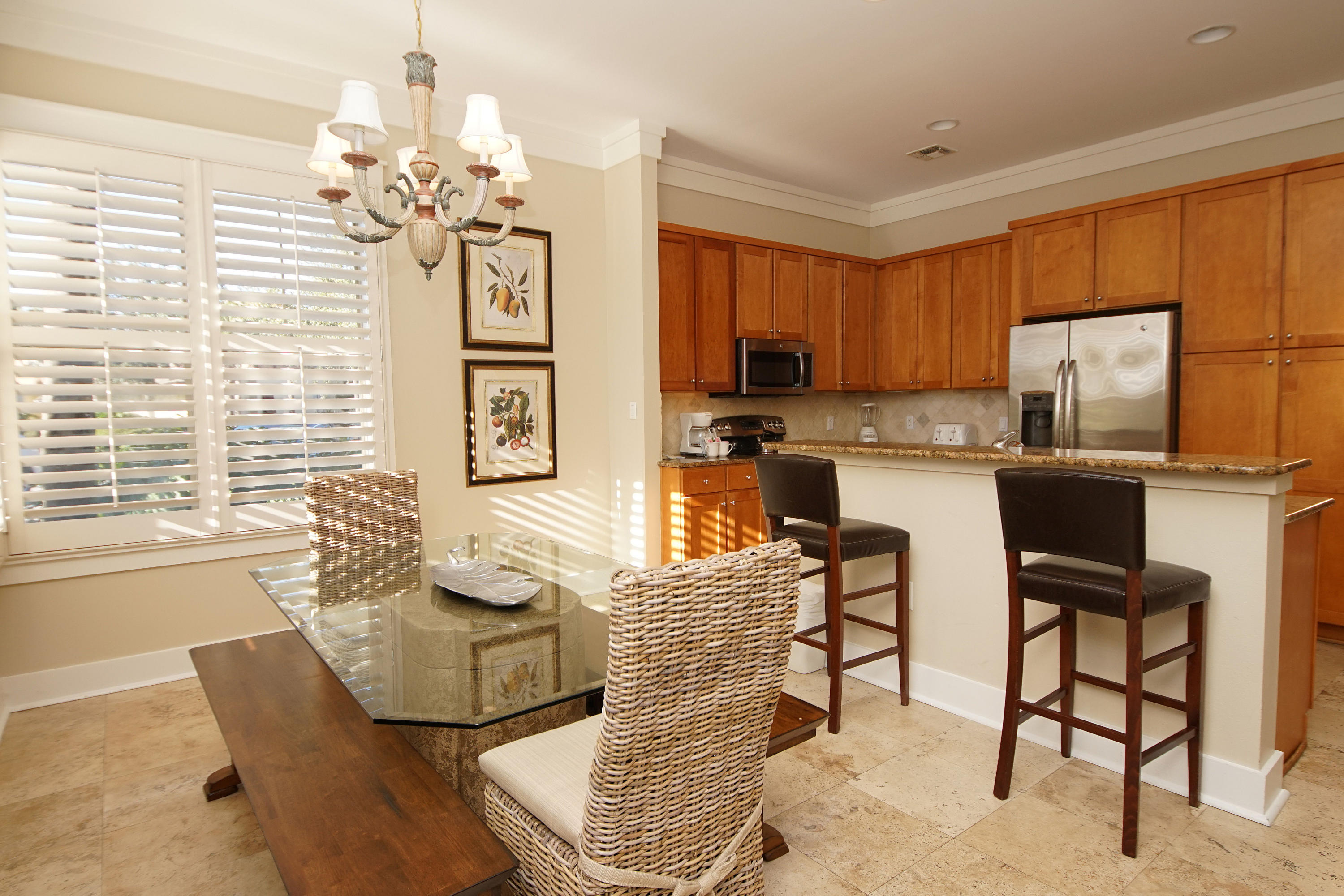 MAGNOLIA BAY - Residential