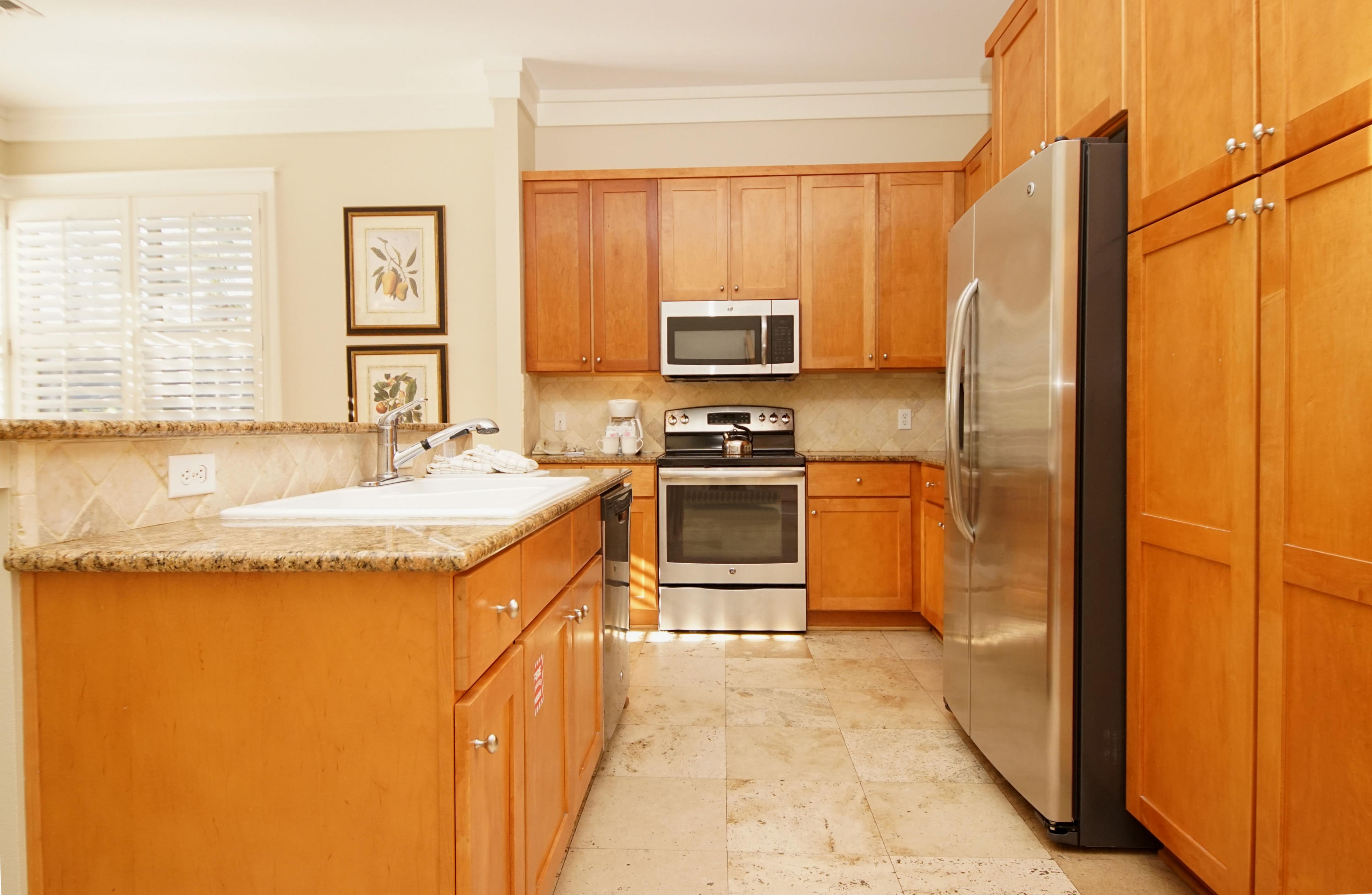 MAGNOLIA BAY - Residential