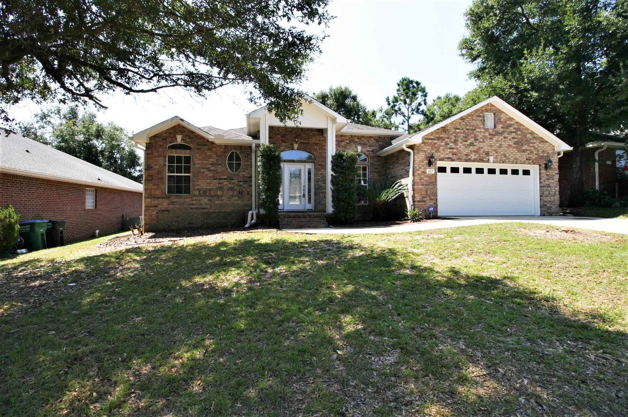 TRAILWOOD ESTATES - Residential