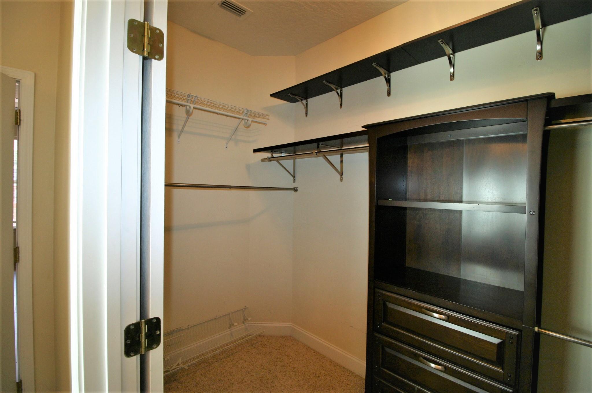 TRAILWOOD ESTATES - Residential