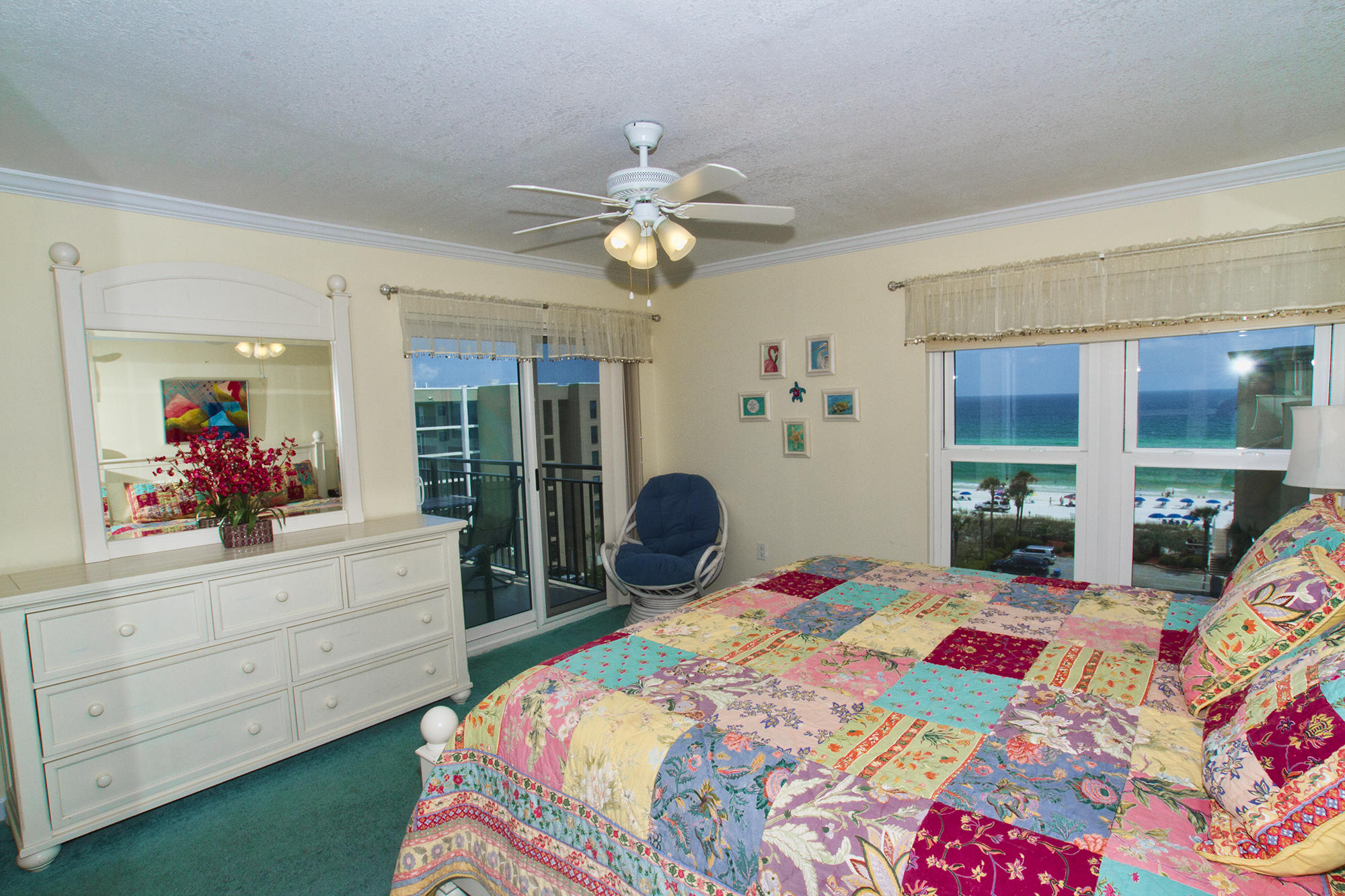 EMERALD ISLE - Residential