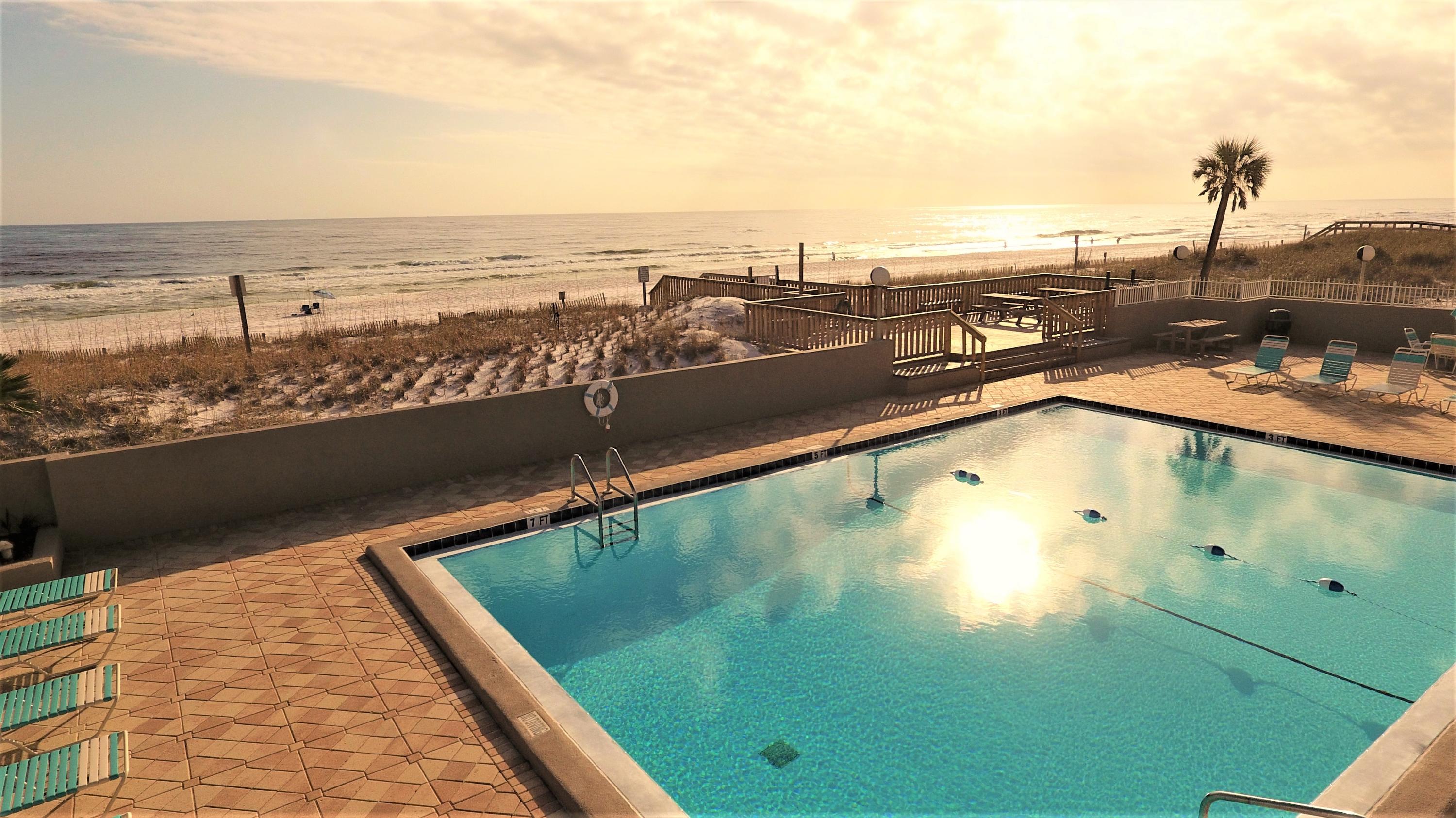 EMERALD ISLE - Residential