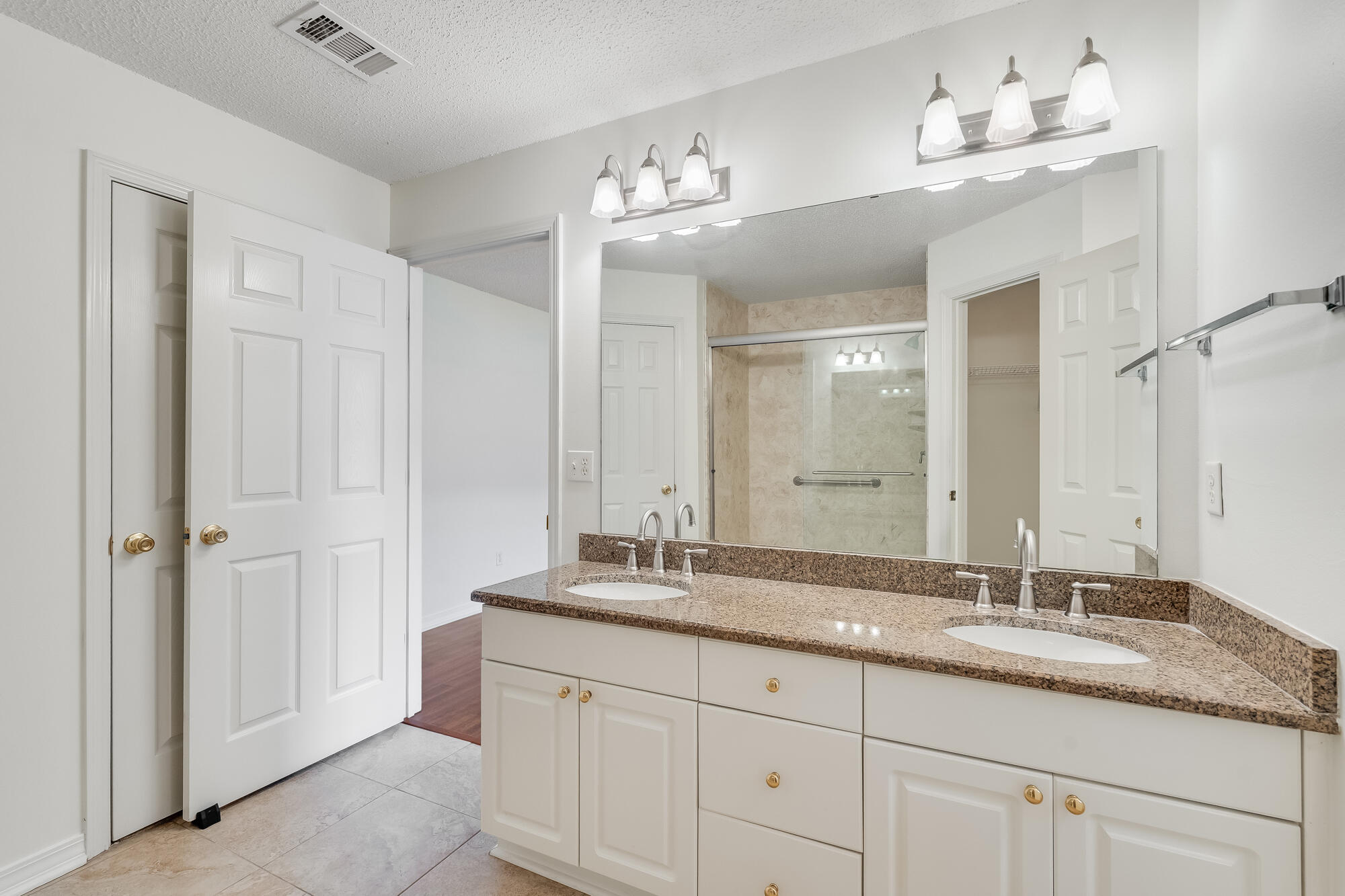 MAGNOLIA PLANTATION AT BLUEWATER BAY - Residential
