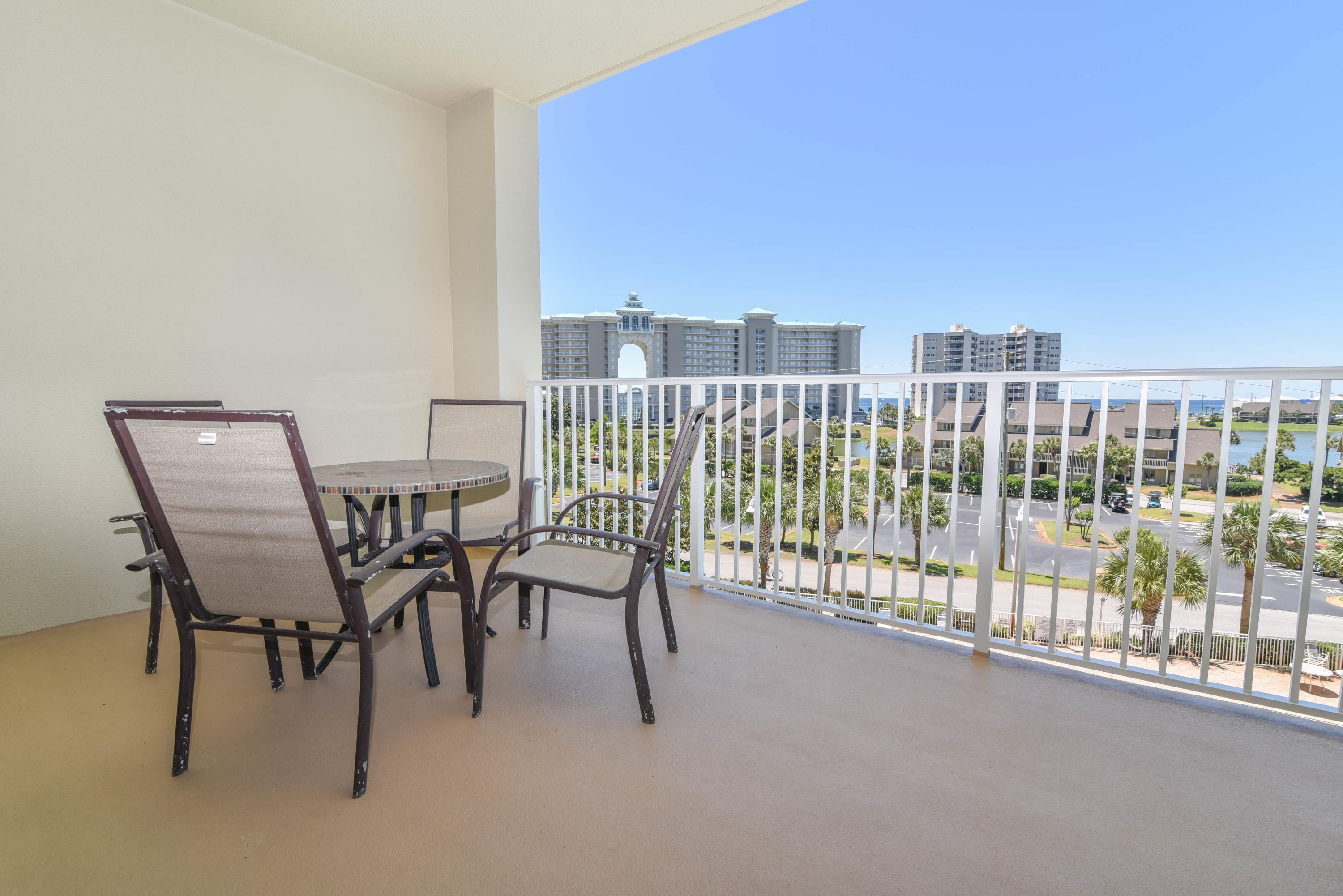 ARIEL DUNES II - Residential