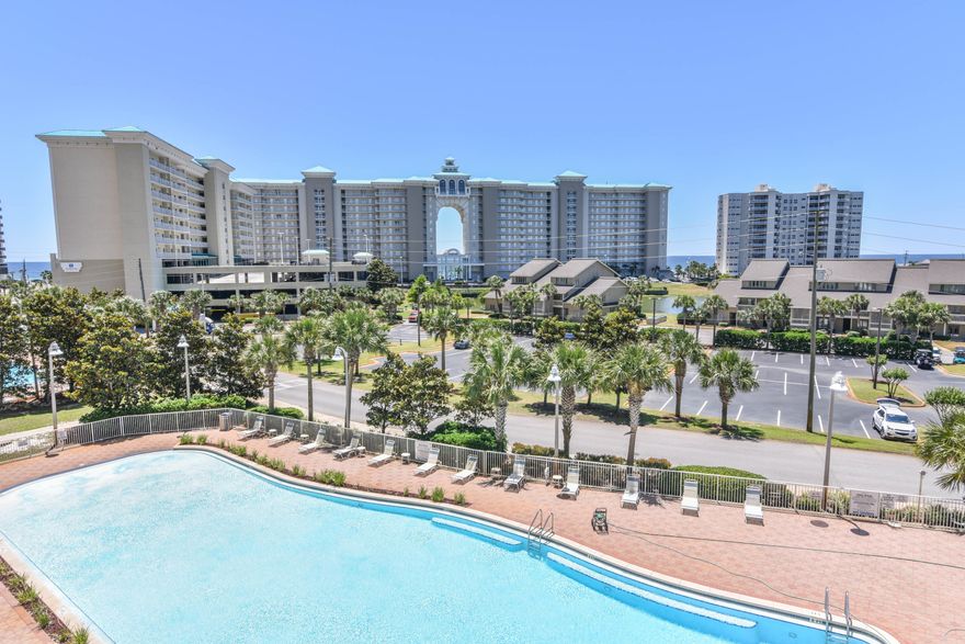 Great 1 bedroom unit with bunks & 1.5 baths at Ariel Dunes II in the gated Seascape Resort. Has large balcony directly overlooking the huge pool. Resort has multiple pools, on site golf, tennis courts, fitness center, and very short walk to the beach. Granite countertops in kitchen, 9' ceilings, and washer & dryer inside unit. The Cabana Caf is located inside Ariel Dunes and Whale's Tail Beach Bar & Grill is directly on the beach. Seascape Towne Center is by the front gate and has many restaurants, nightlife, an arcade, coffee shop, and more. Only a short drive to Silver Sands Outlet Mall, Grande Blvd, Sandestin, and Baytowne Wharf.