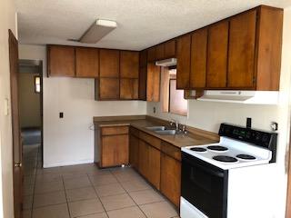 VALPARISO PLAT #15 LOT 11 BLK 3 - Residential