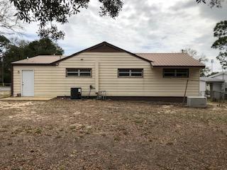 VALPARISO PLAT #15 LOT 11 BLK 3 - Residential