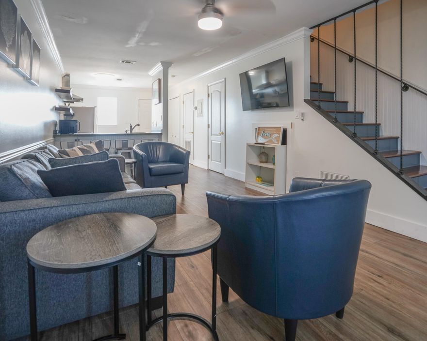 ADORABLE 2 Bedroom/2.5 Bathroom condo, only a 5 minute walk to the beach and one of the lowest HOA's on The Island. Make your Island Dreams come true with this fully furnished unit...Perfect for a short term rental or your next home. There is nothing more relaxing than time spent on Okaloosa Island, in your very own condo!
Come Experience Paradise!