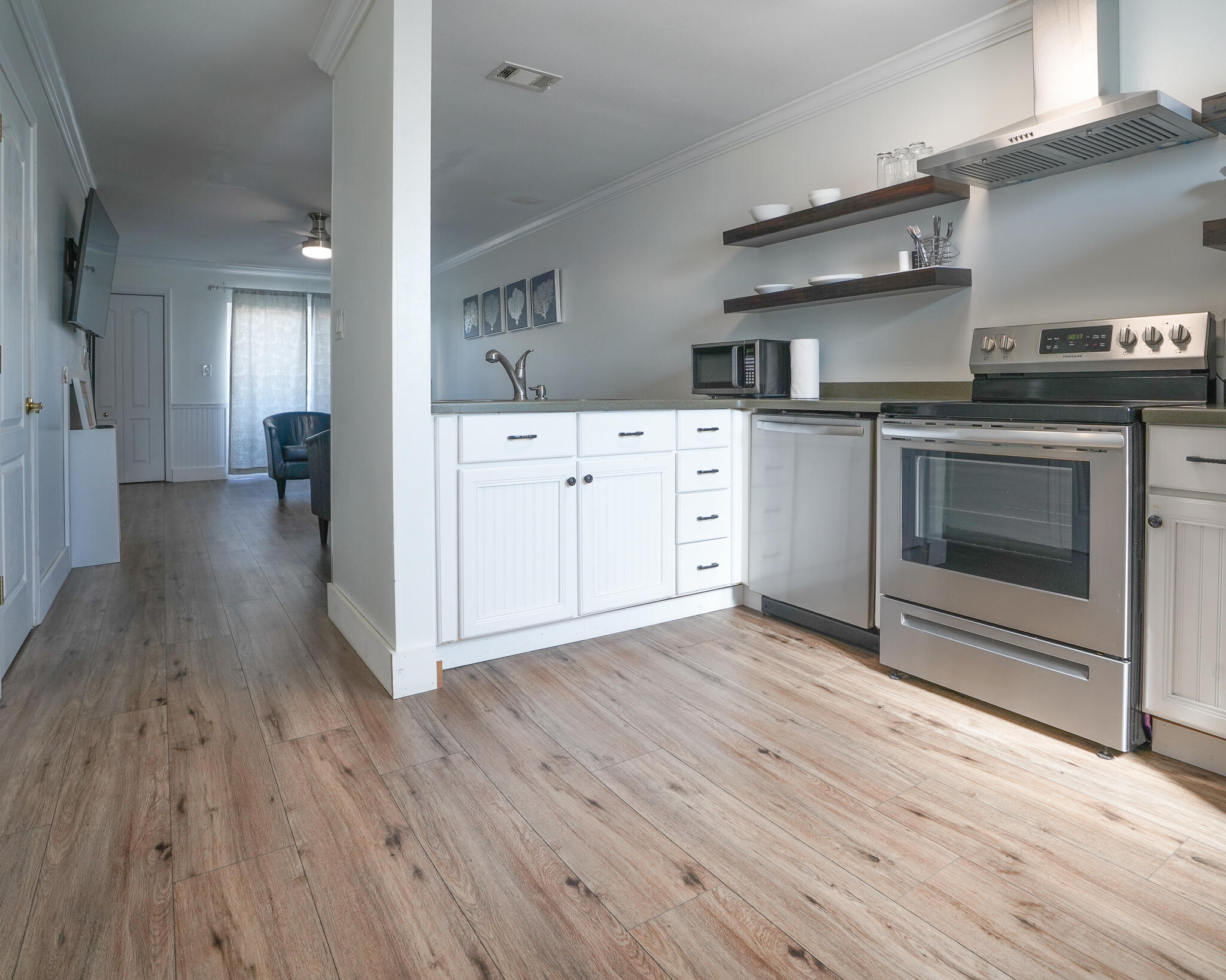 ISLAND BREEZE CONDO - Residential